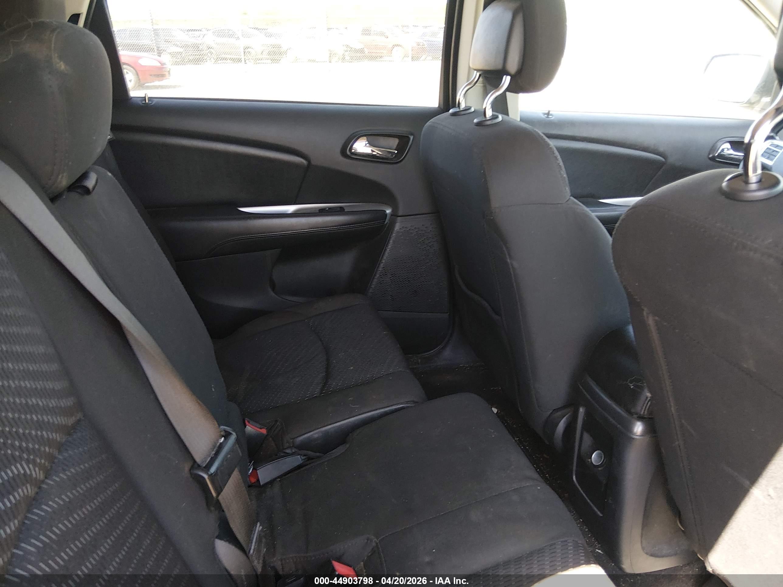 DODGE JOURNEY image 8