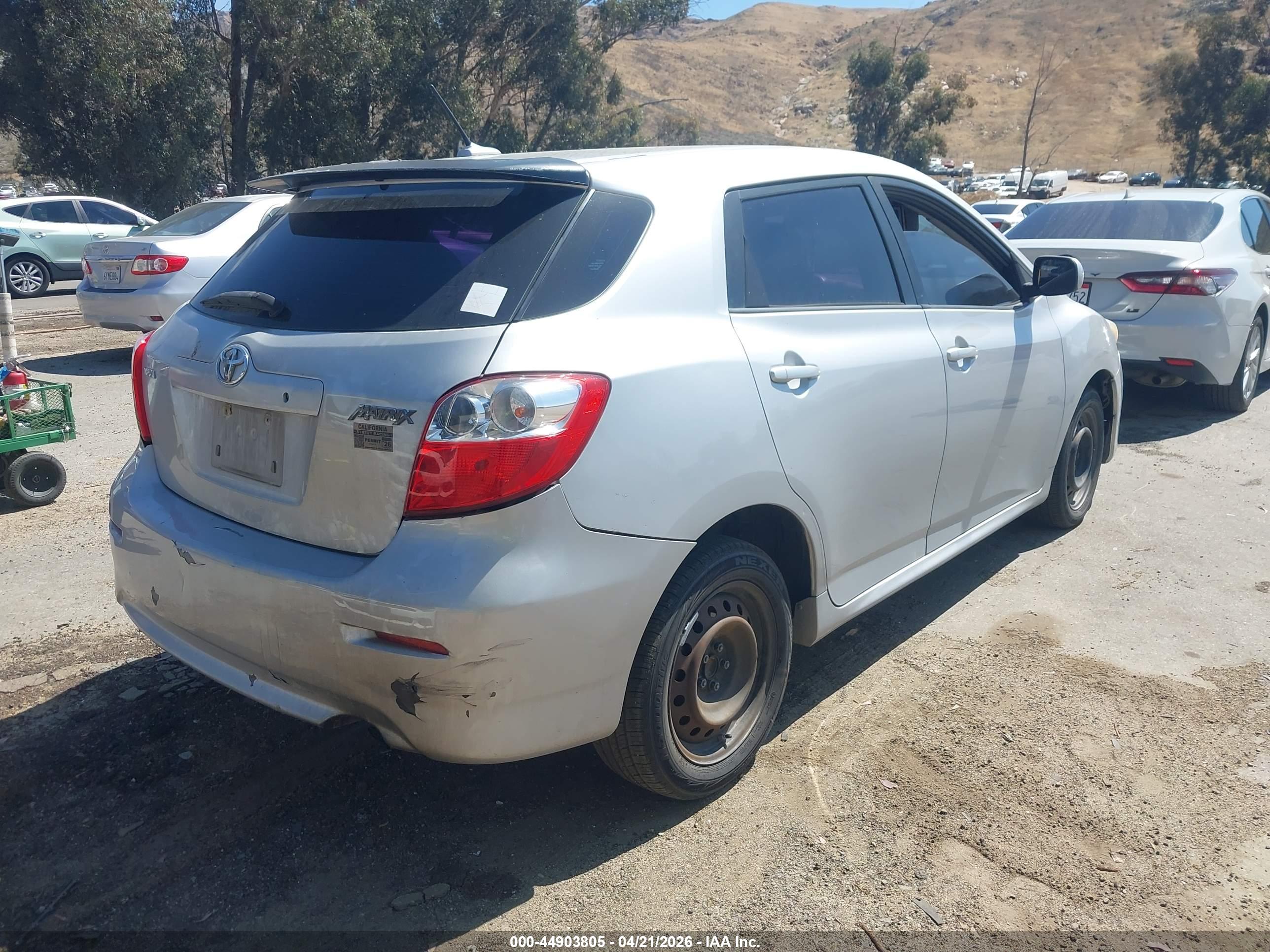 TOYOTA MATRIX image 4