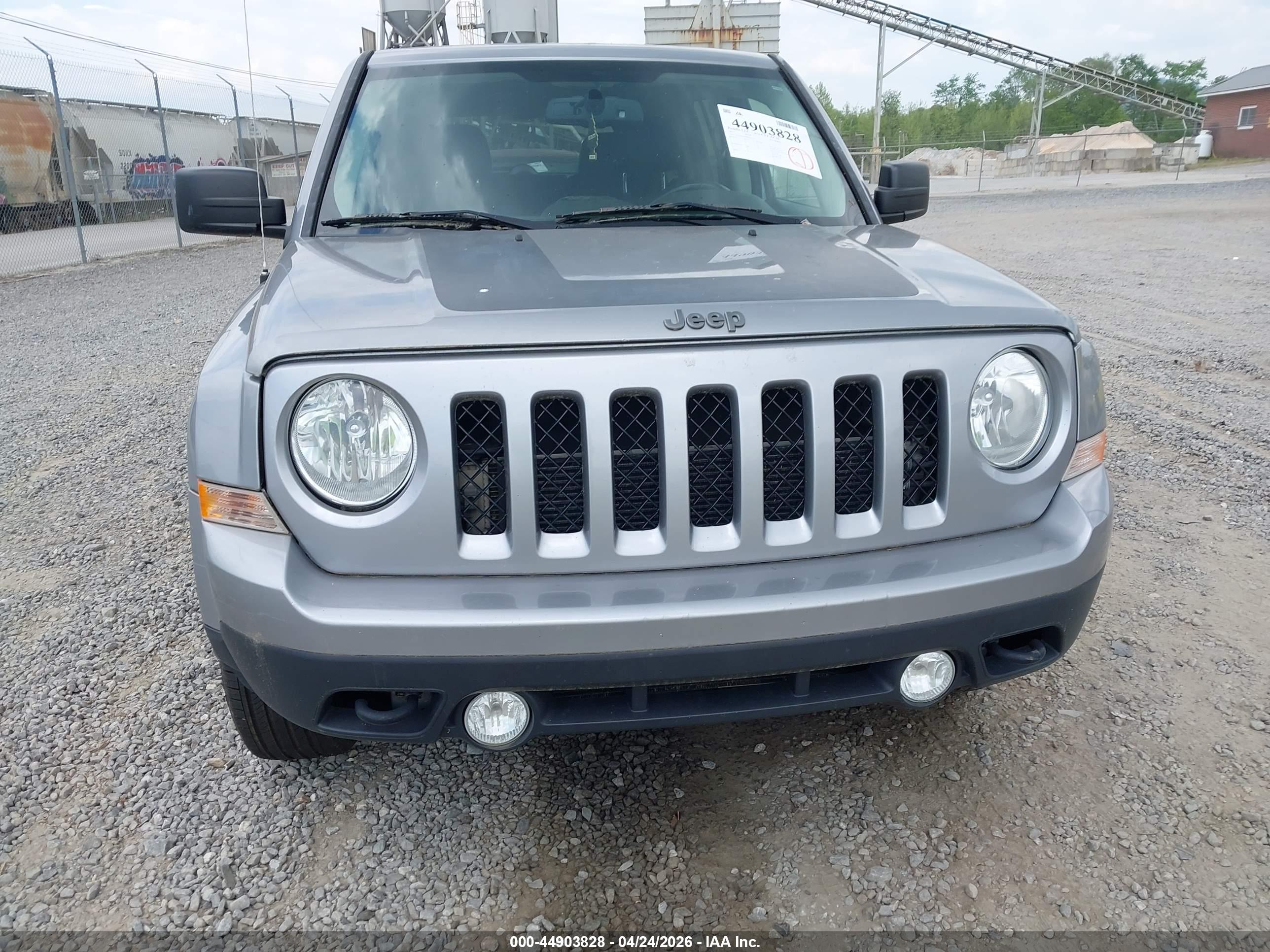 JEEP PATRIOT image 6