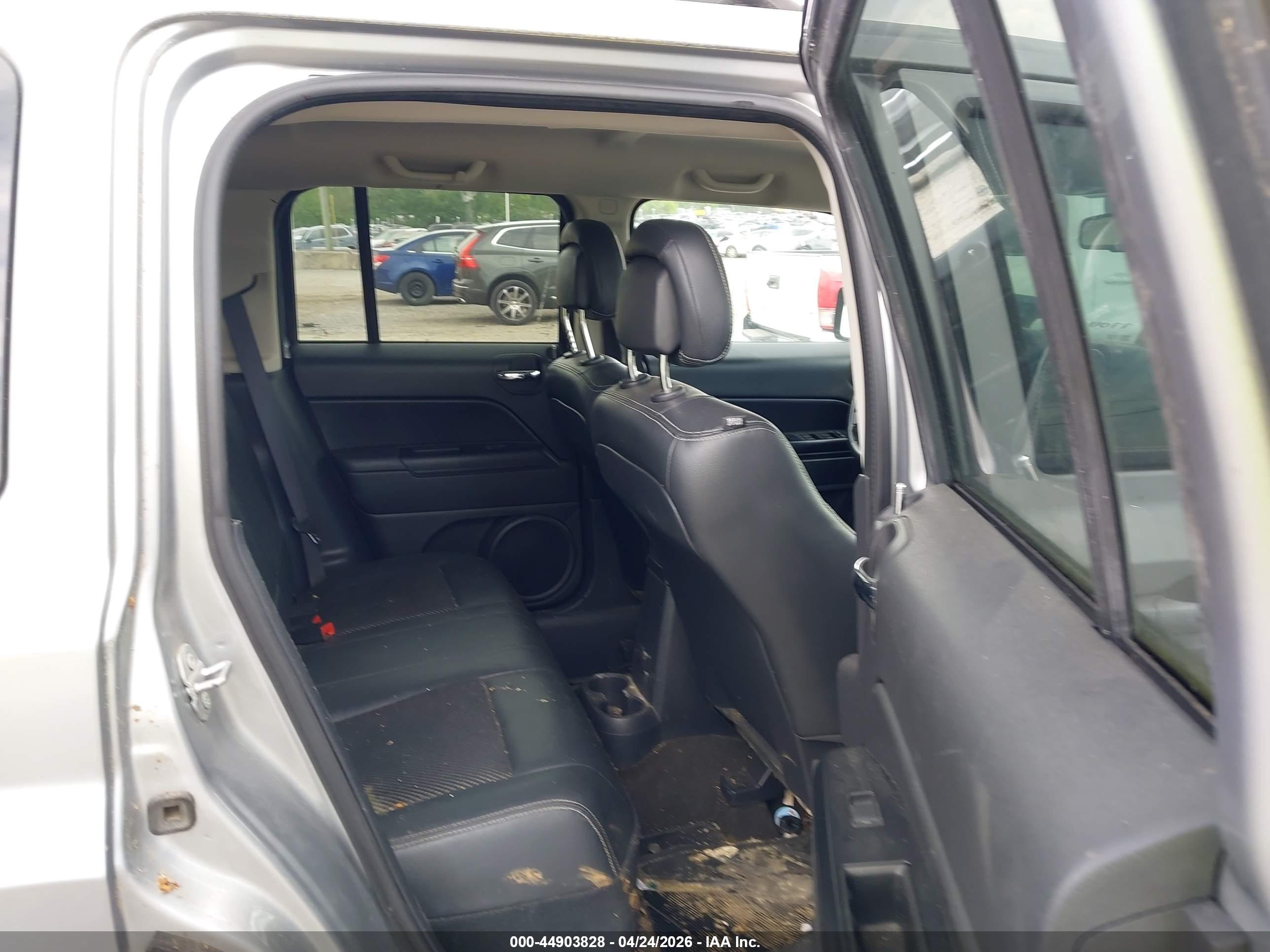 JEEP PATRIOT image 8