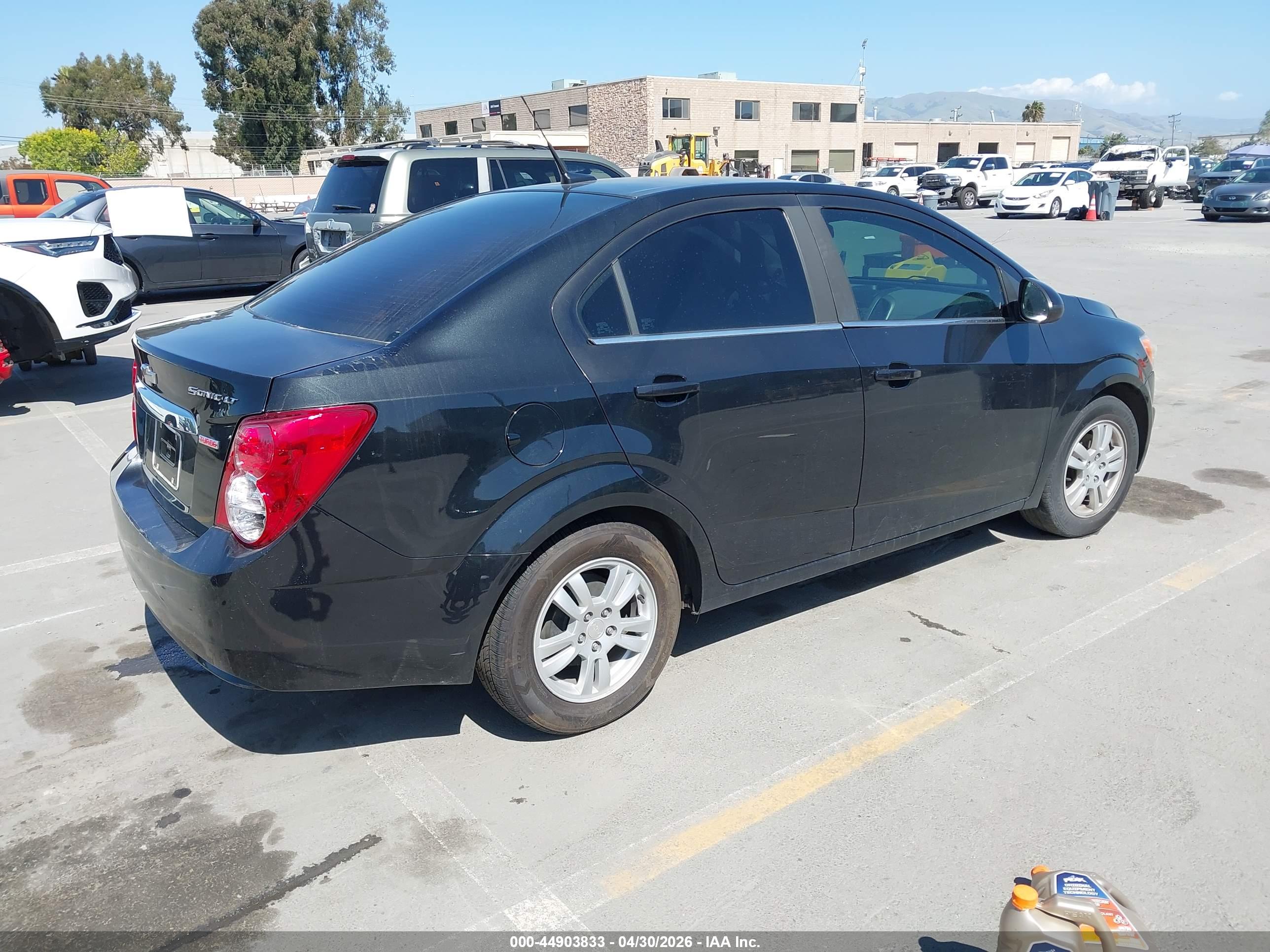 CHEVROLET SONIC image 4