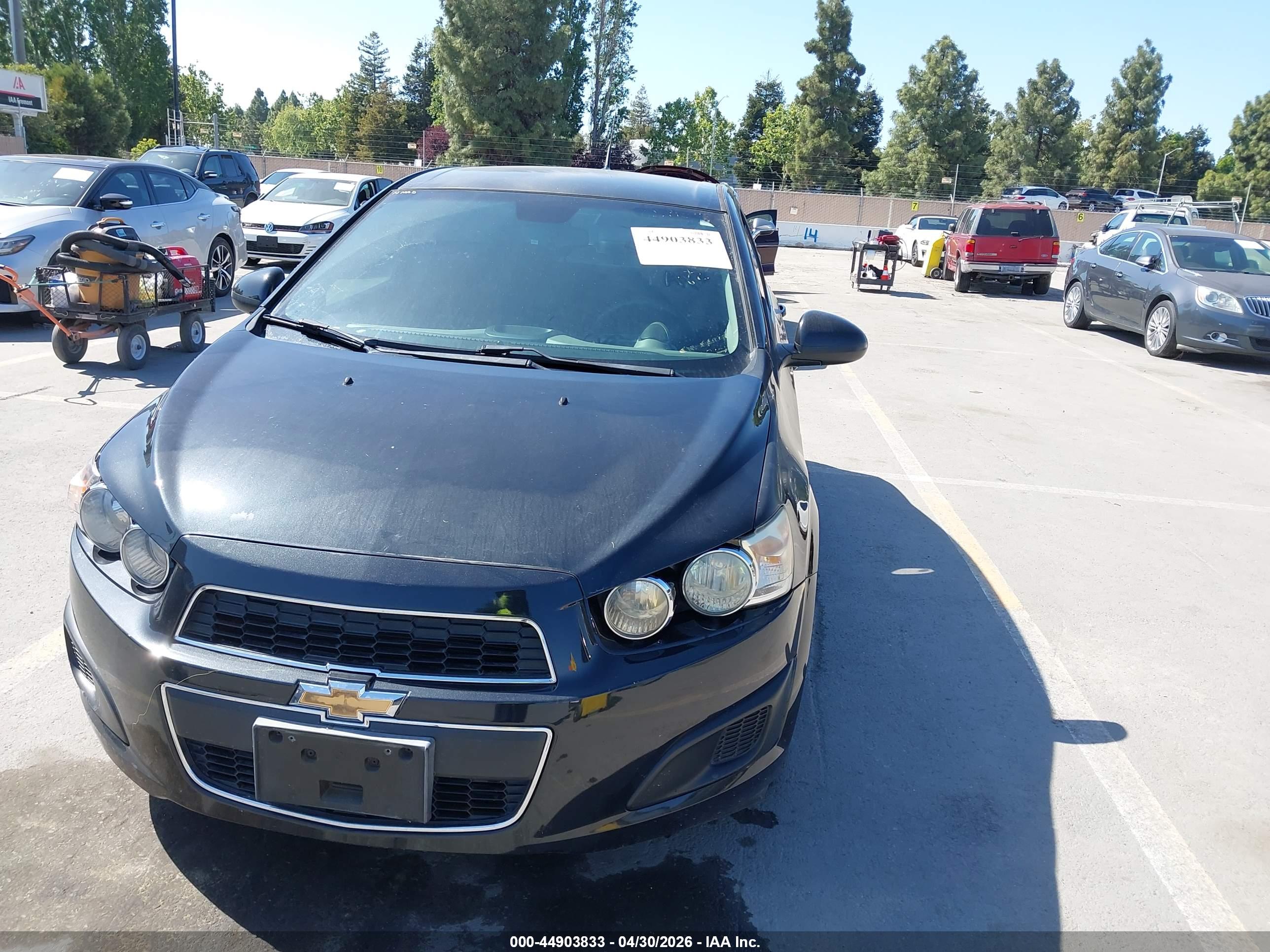 CHEVROLET SONIC image 6