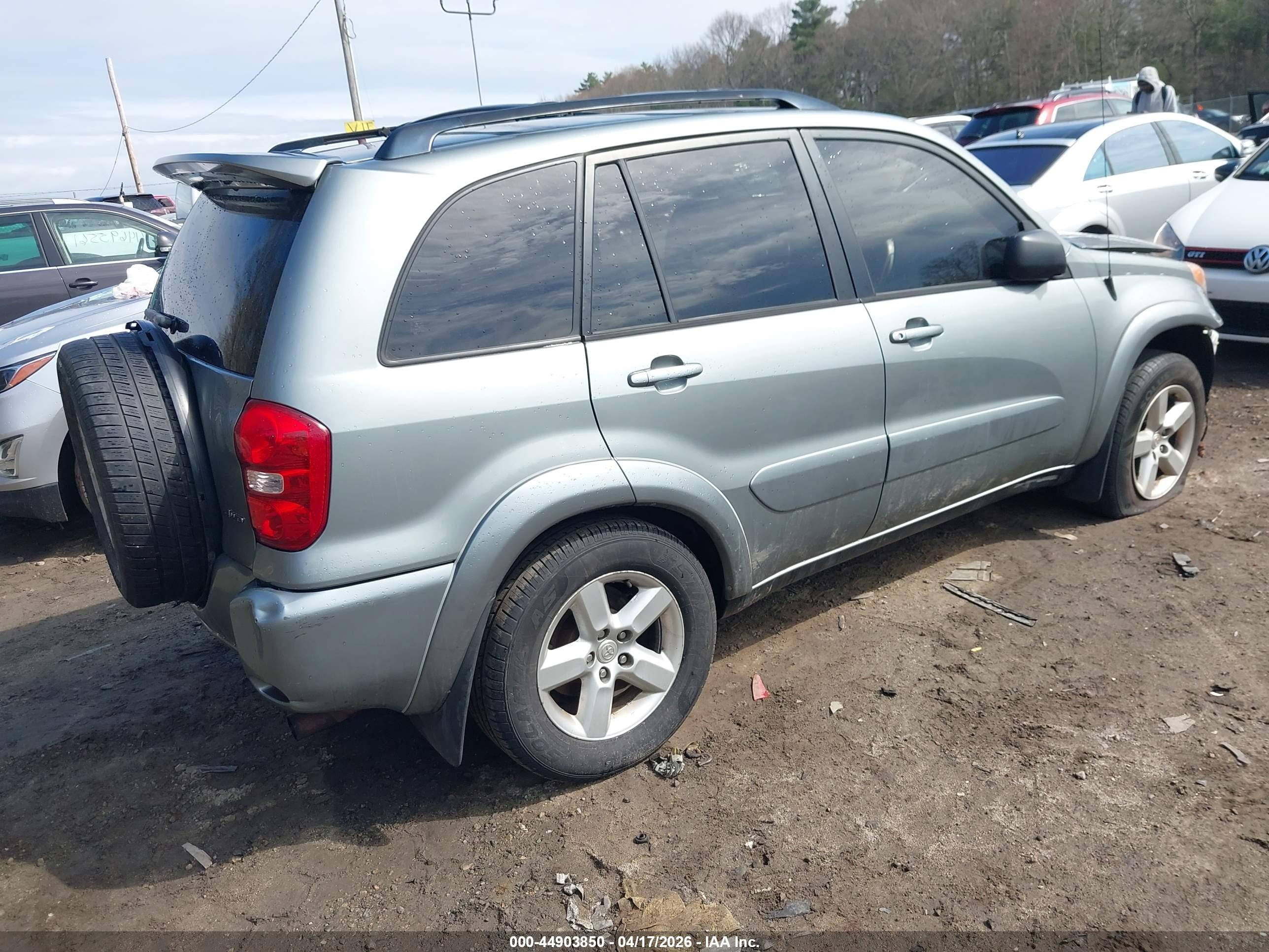 TOYOTA RAV4 image 4