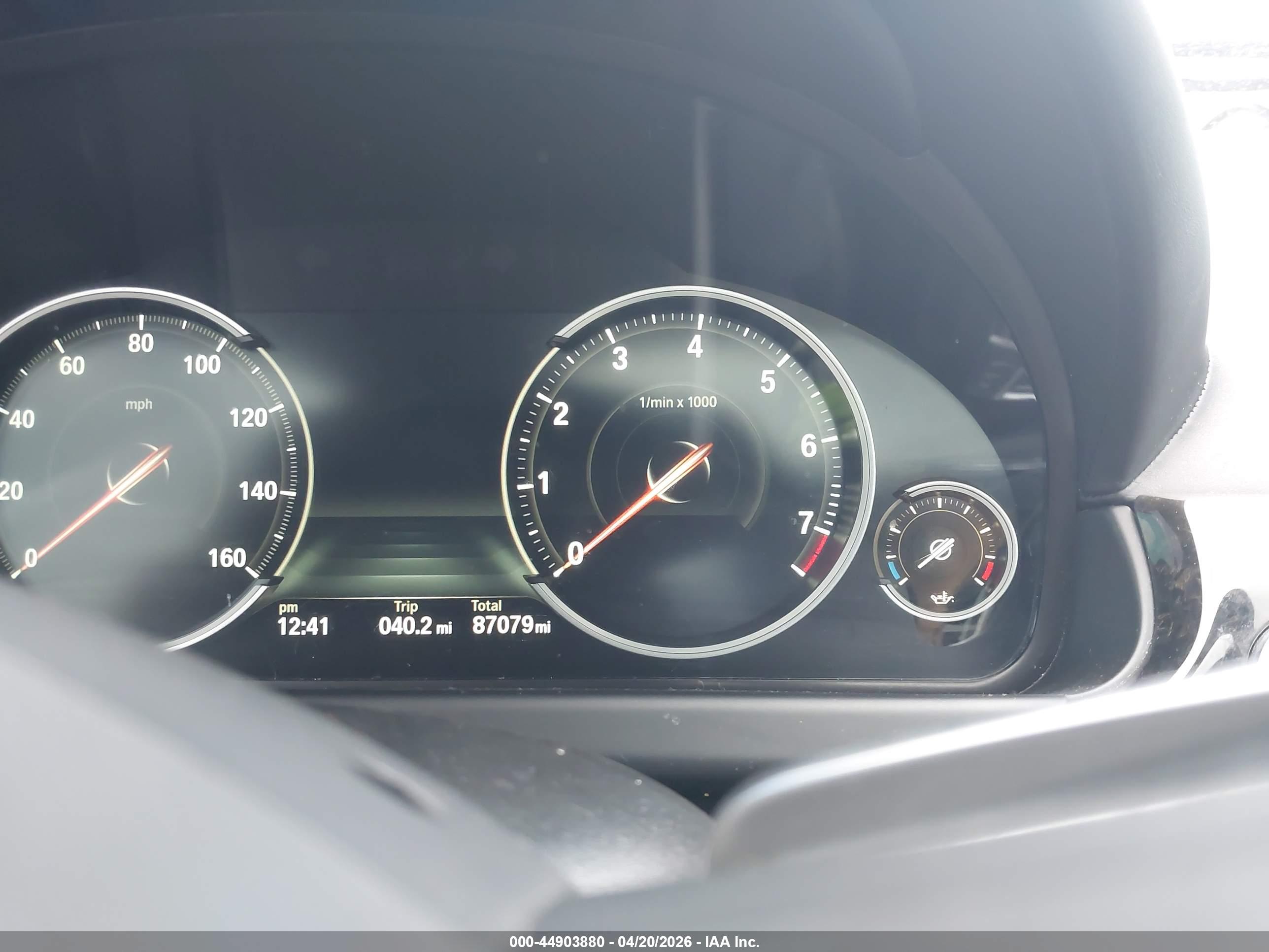 BMW 650I image 7