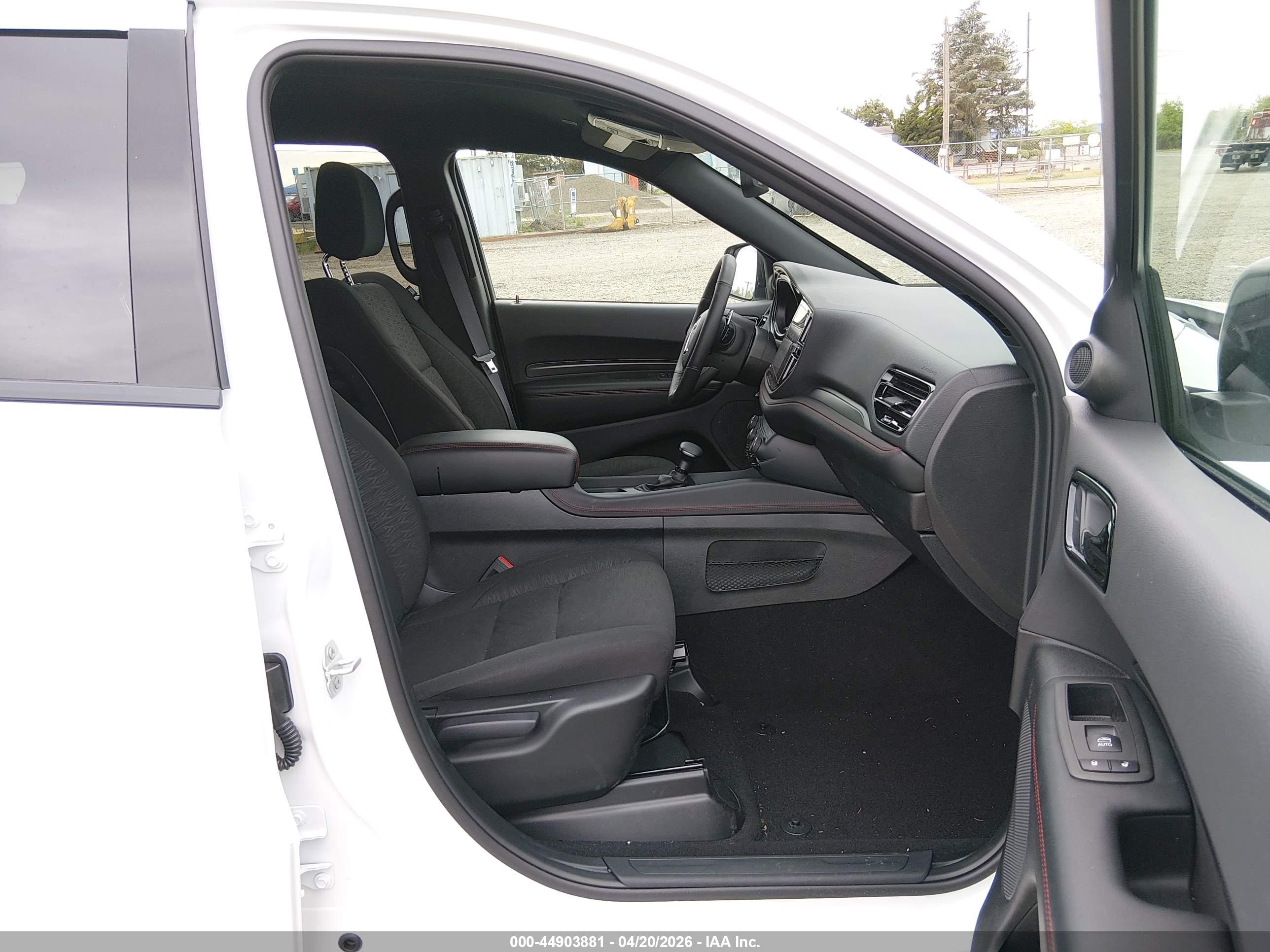 DODGE DURANGO image 5