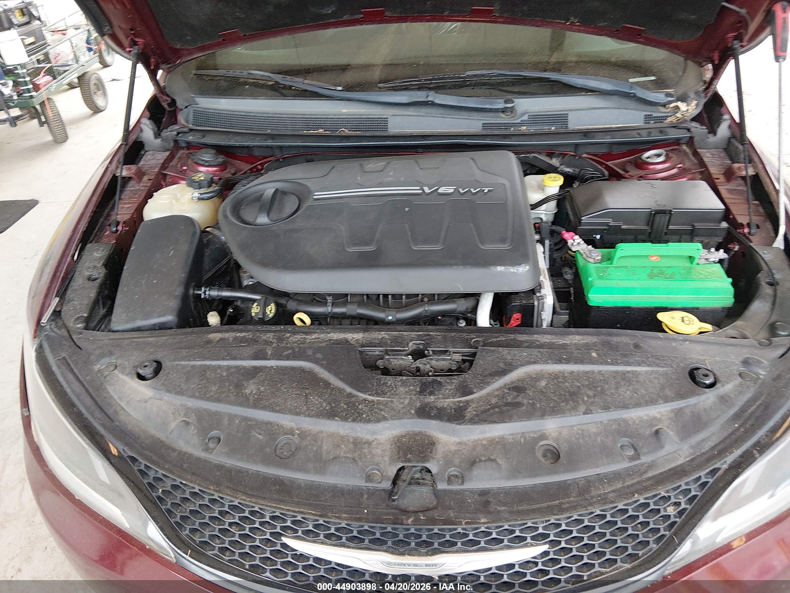 CHRYSLER 200 image 10
