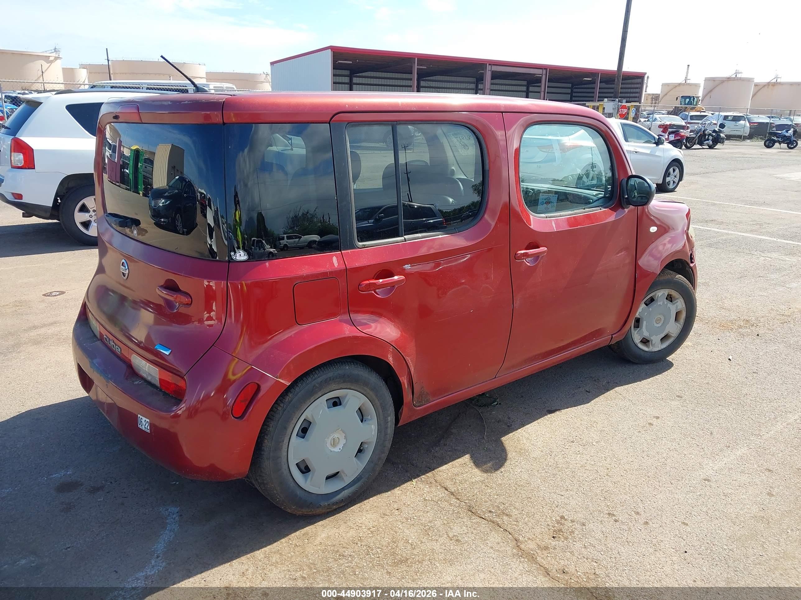 NISSAN CUBE image 4
