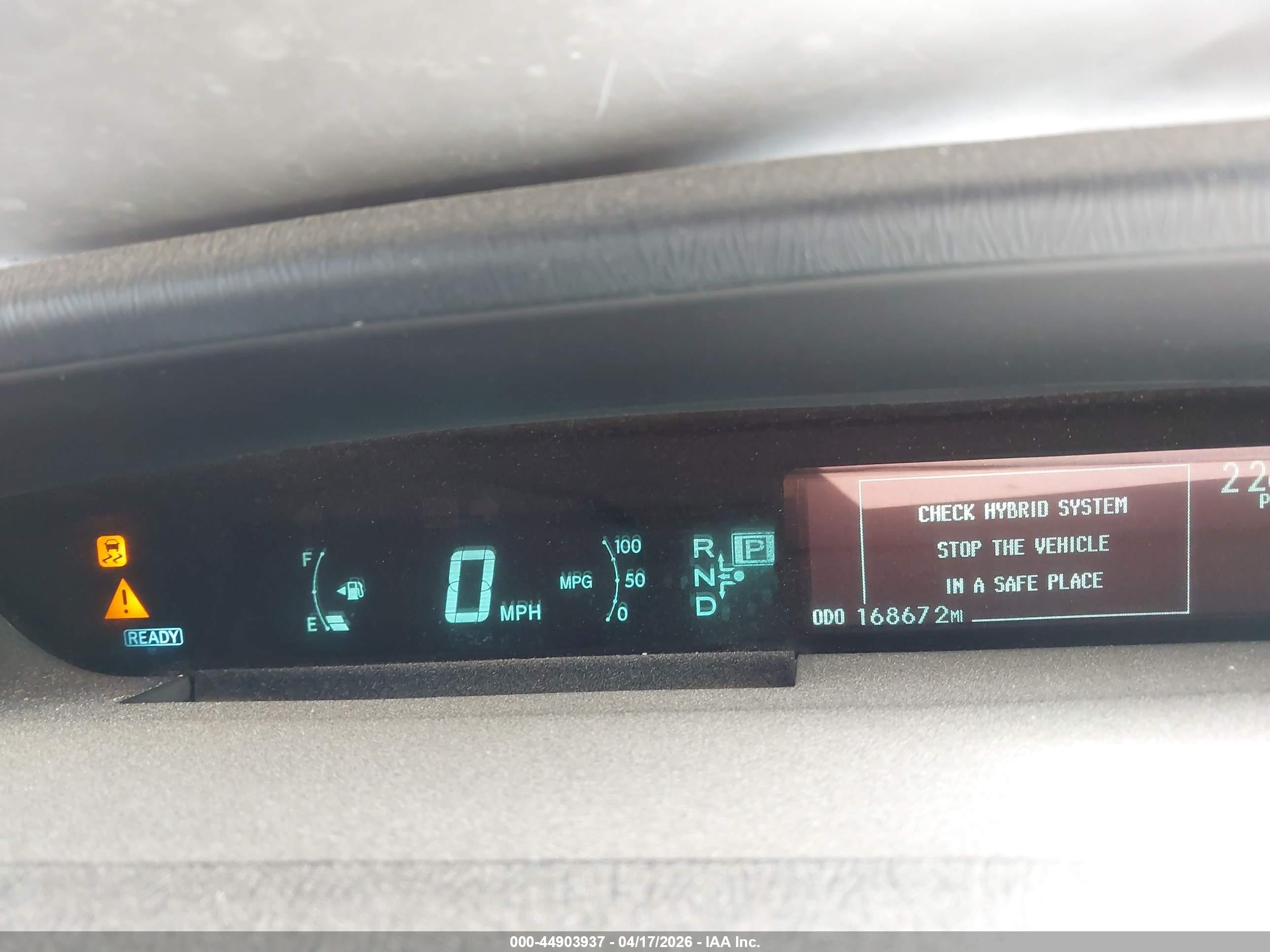 TOYOTA PRIUS image 7