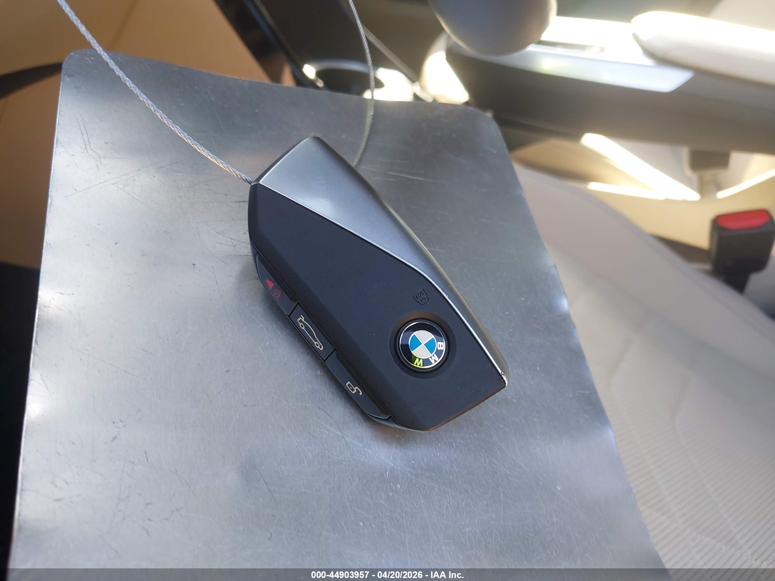 BMW X1 image 11