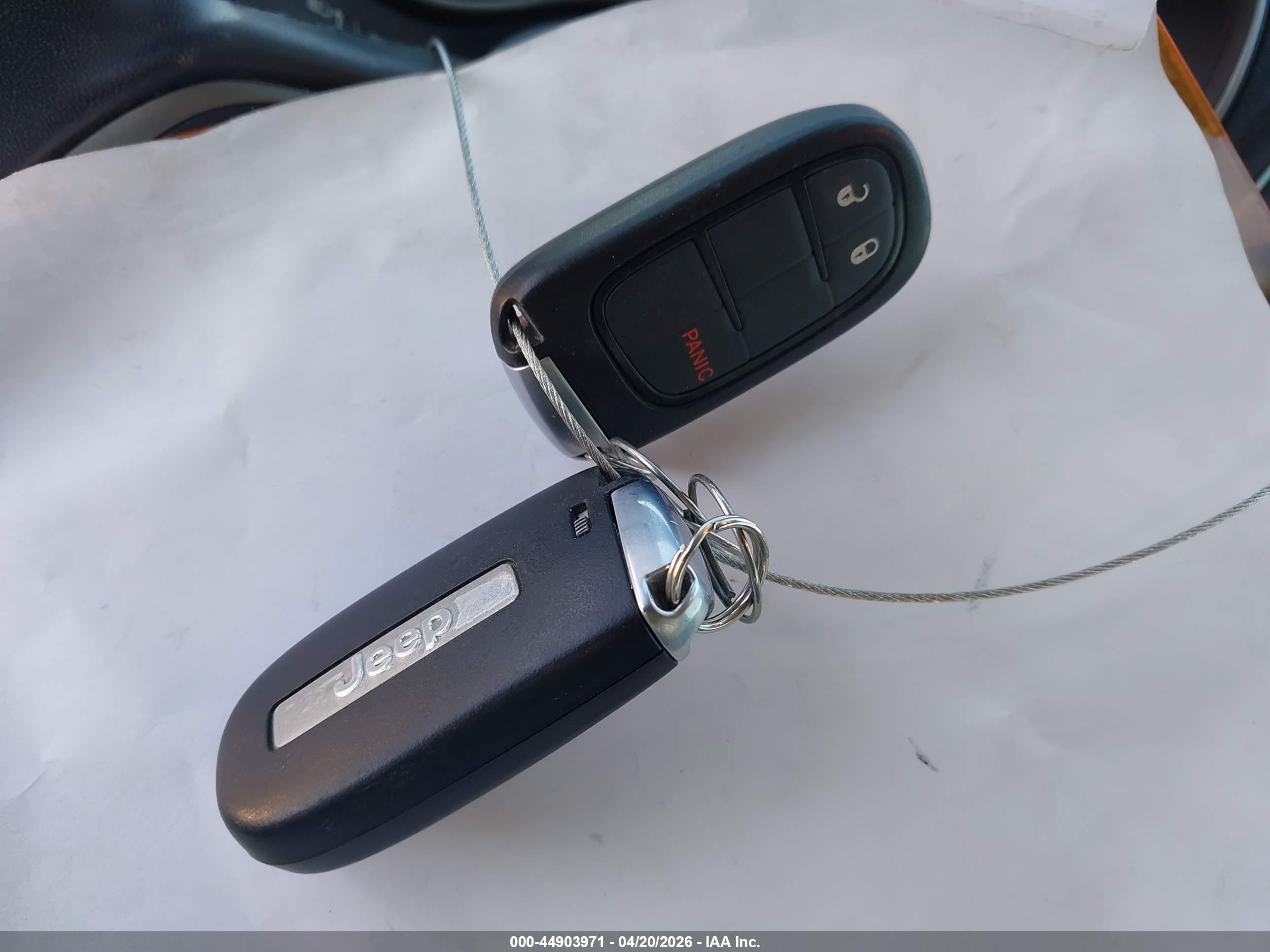 JEEP CHEROKEE image 11