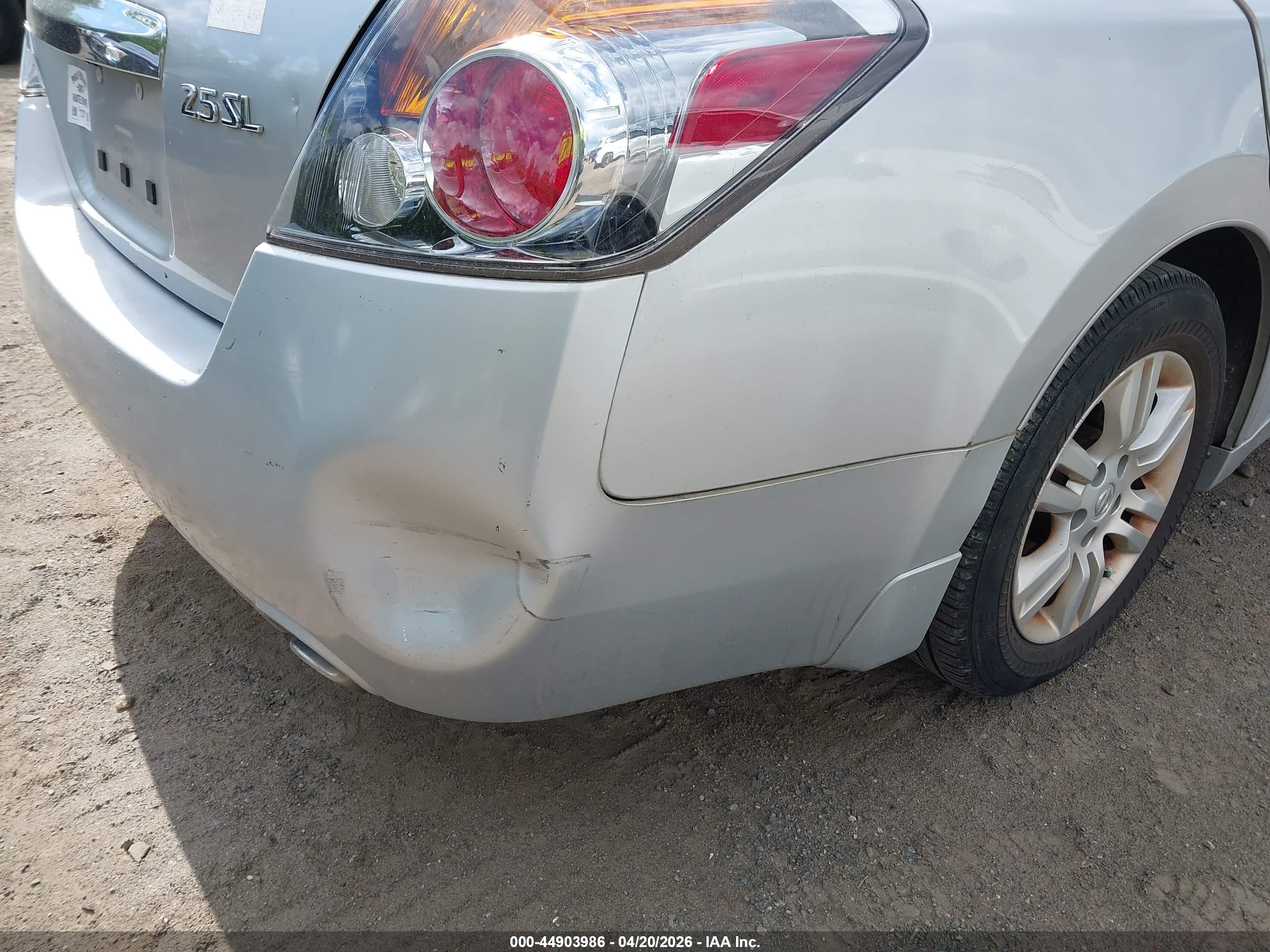 NISSAN ALTIMA image 6