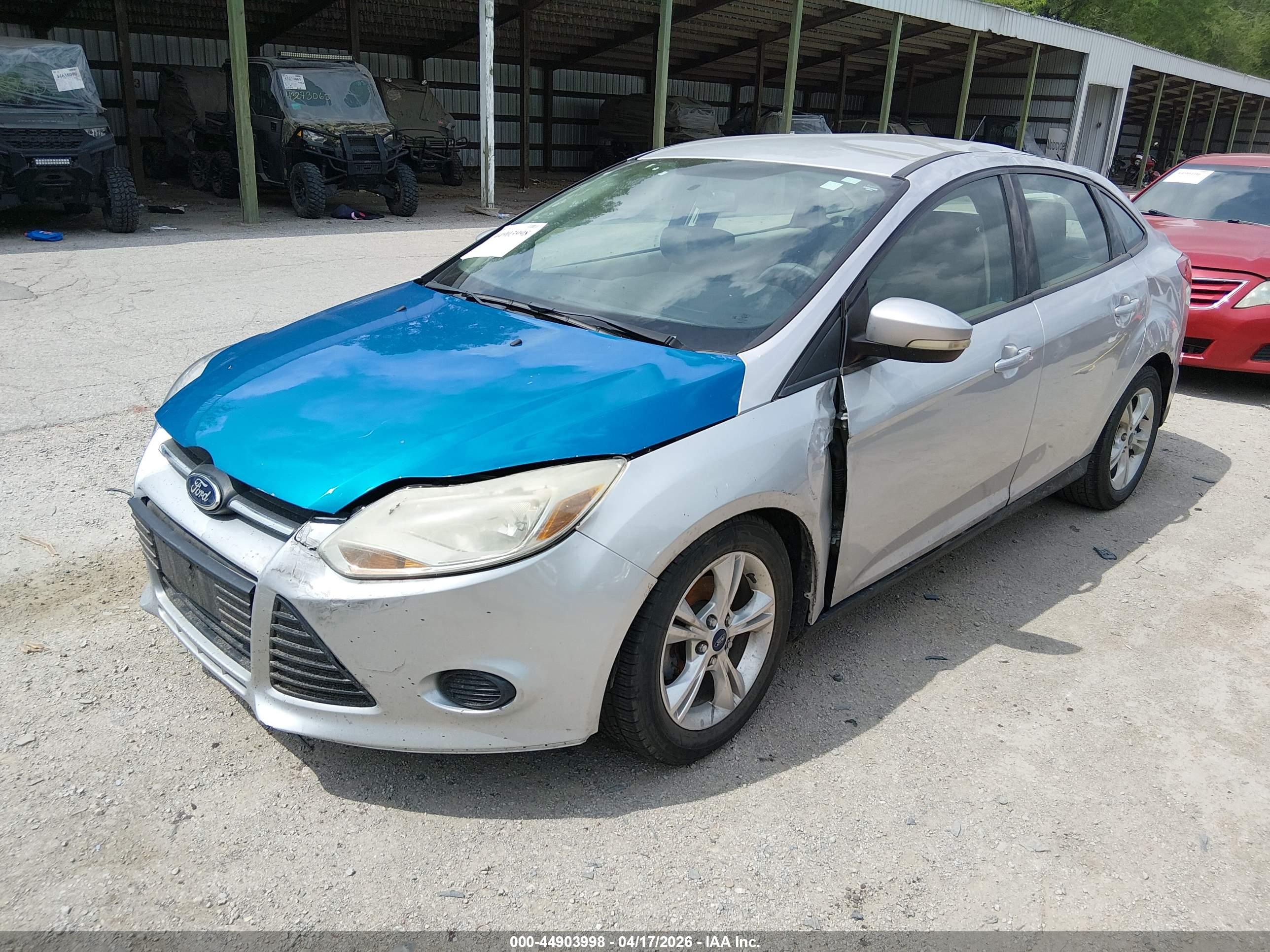 FORD FOCUS image 2