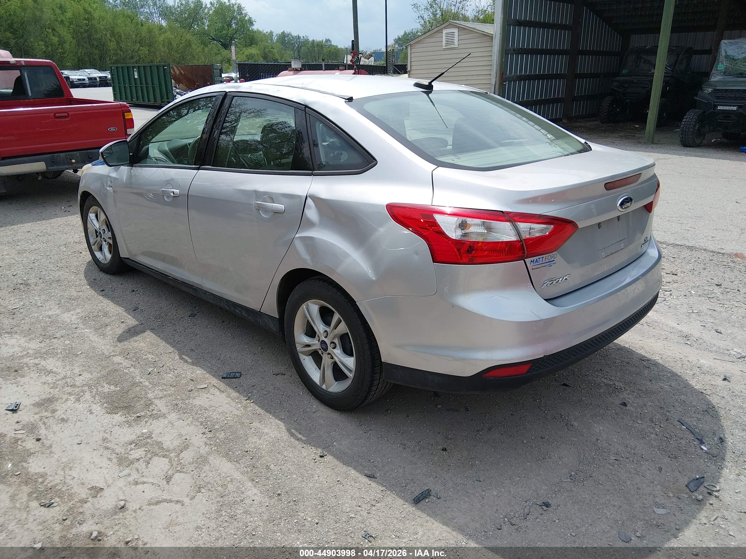 FORD FOCUS image 3