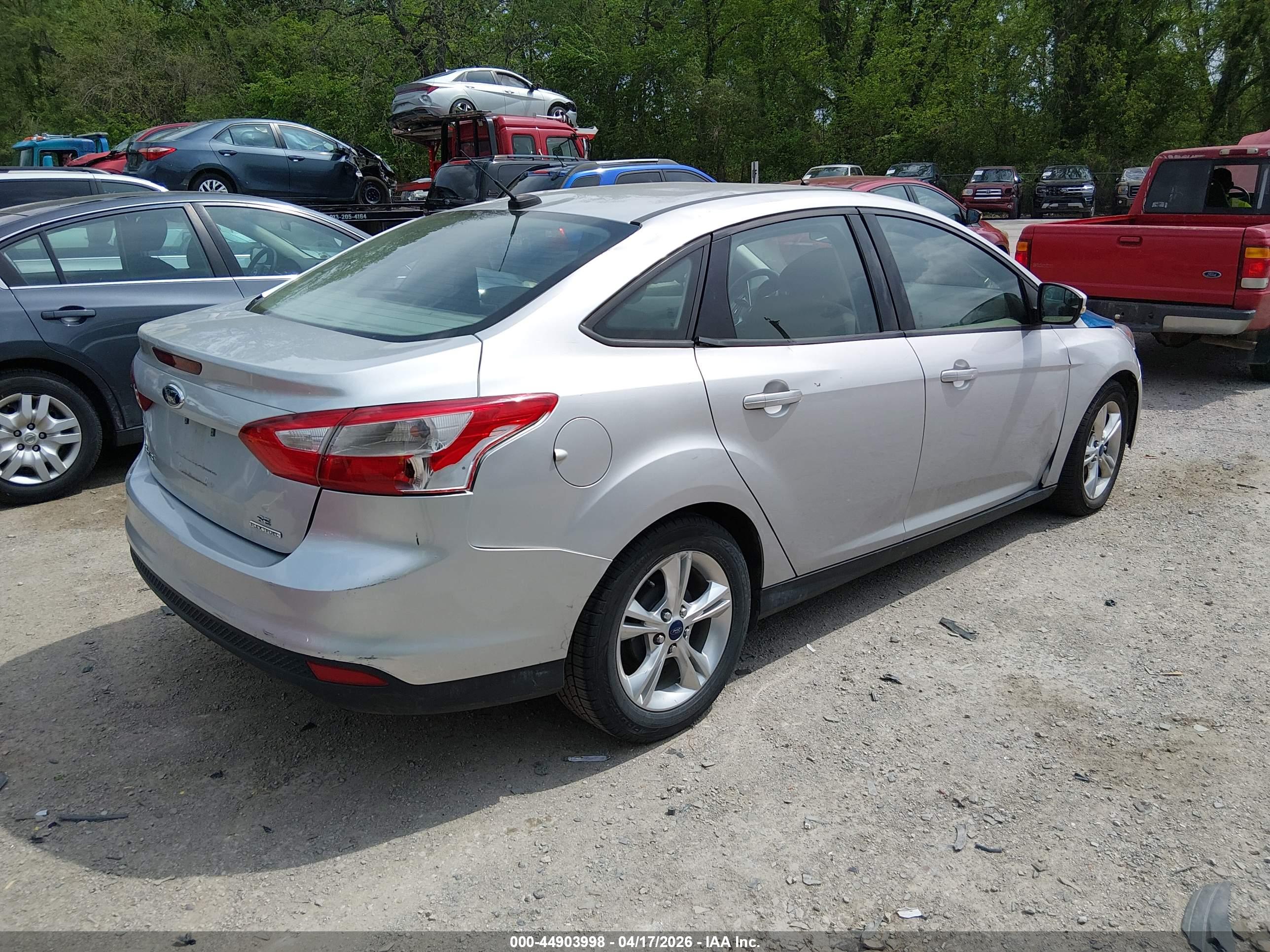 FORD FOCUS image 4