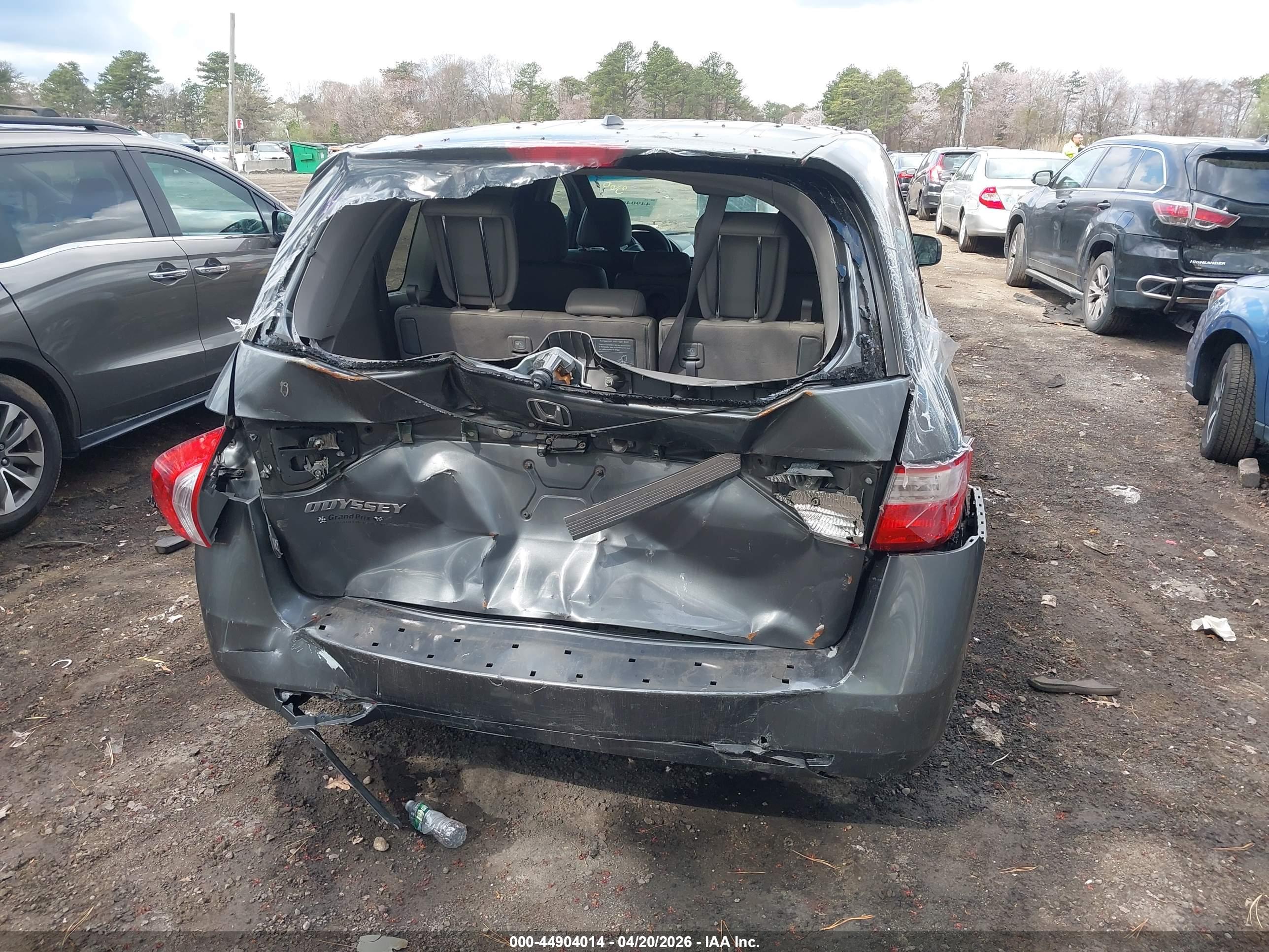 HONDA ODYSSEY image 6