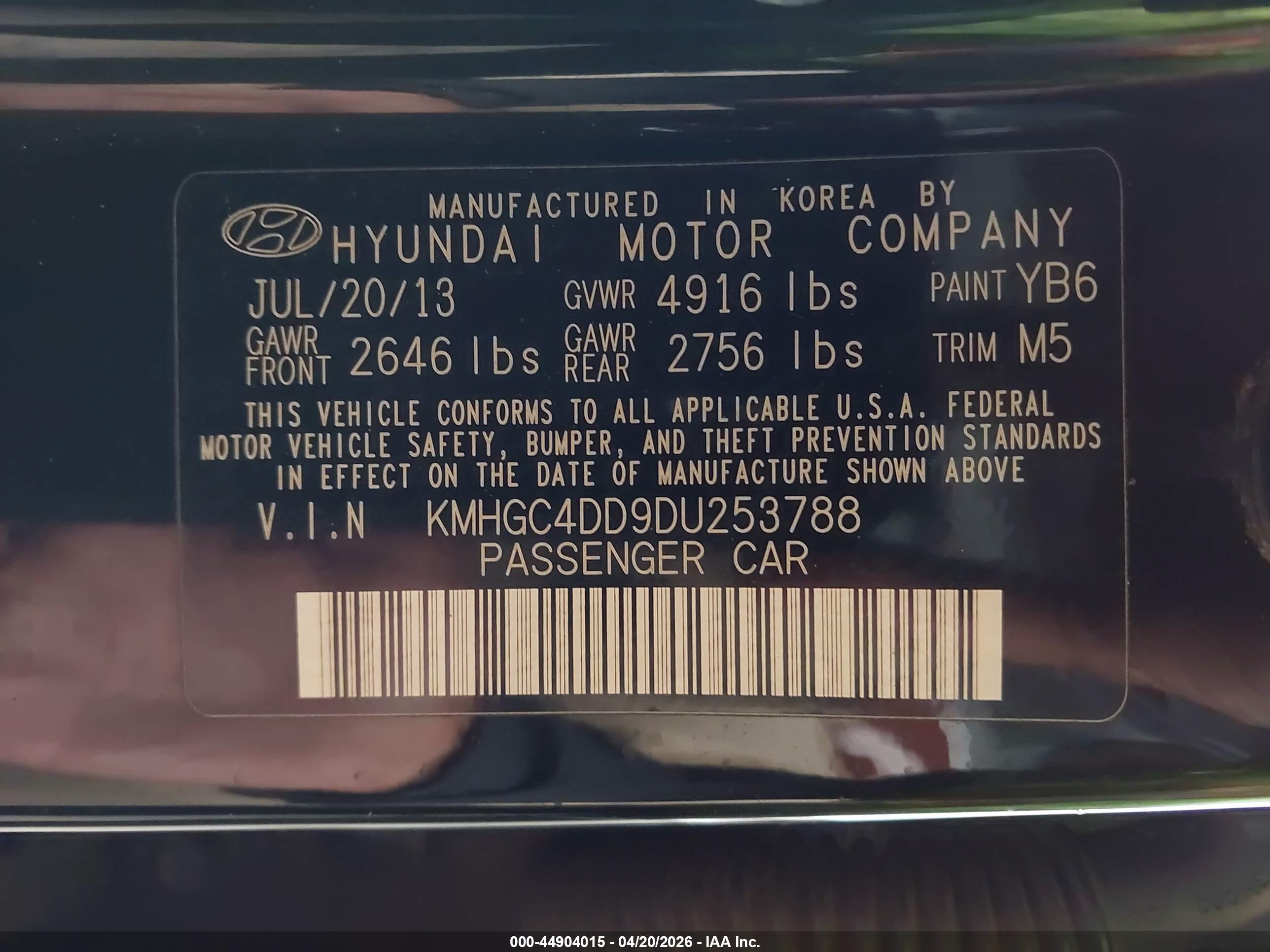HYUNDAI GENESIS image 9