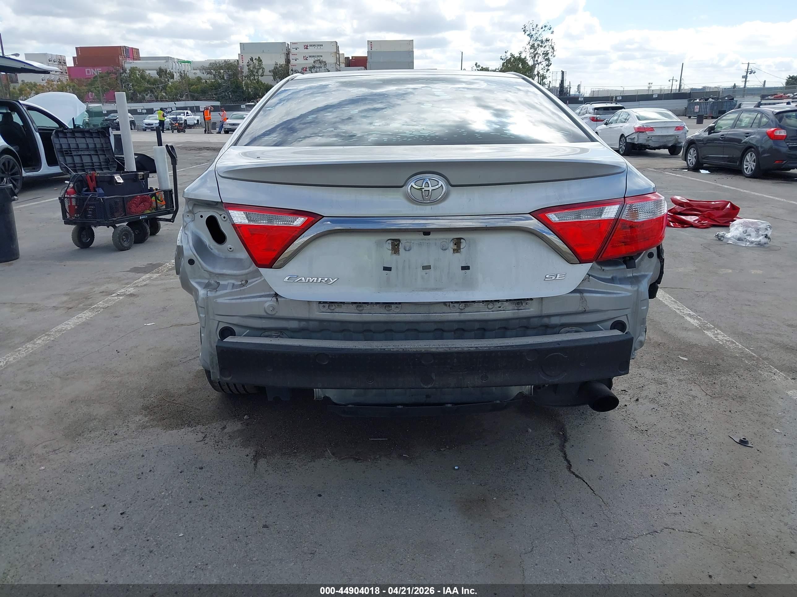 TOYOTA CAMRY image 6