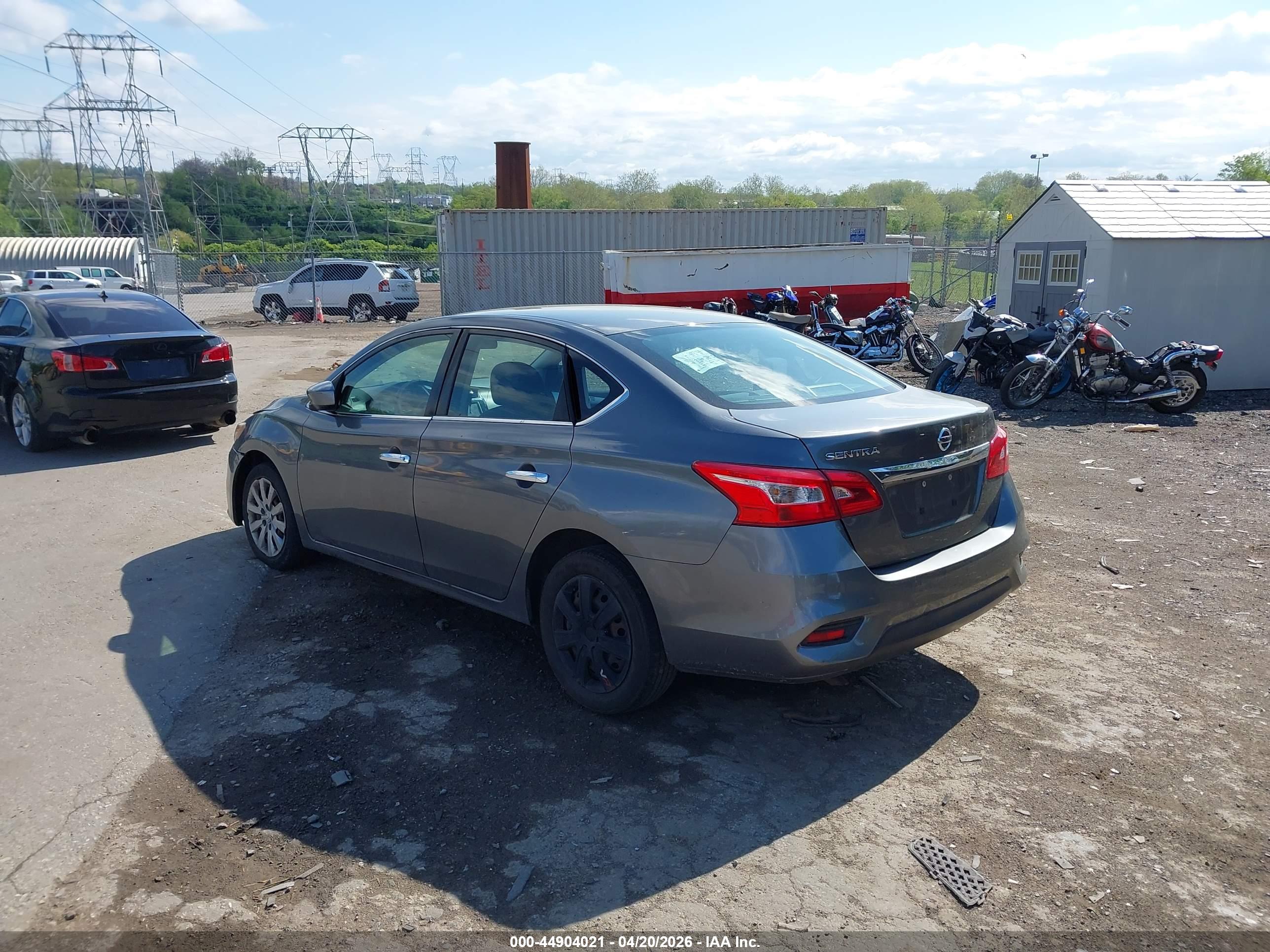 NISSAN SENTRA image 3
