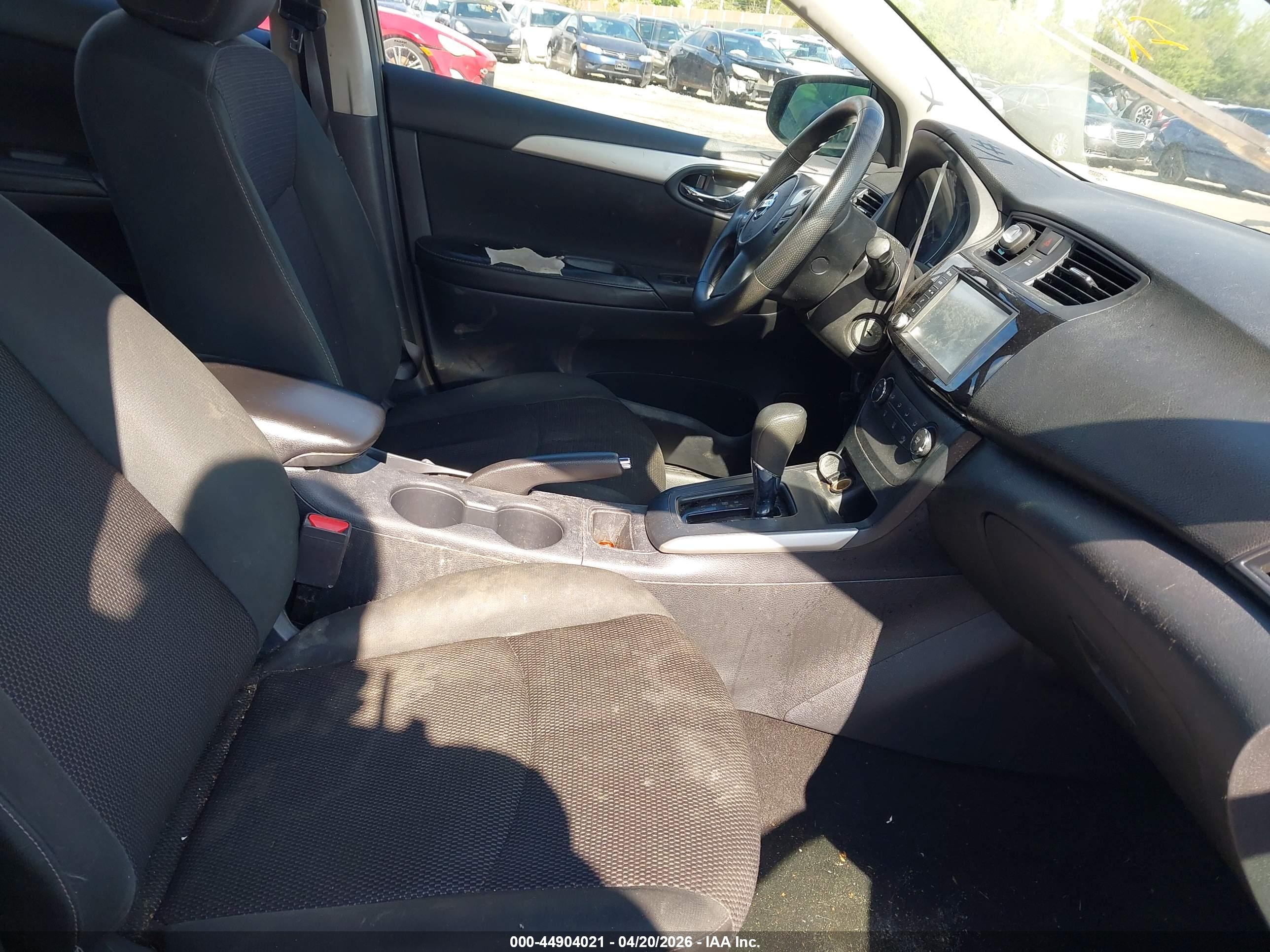 NISSAN SENTRA image 5