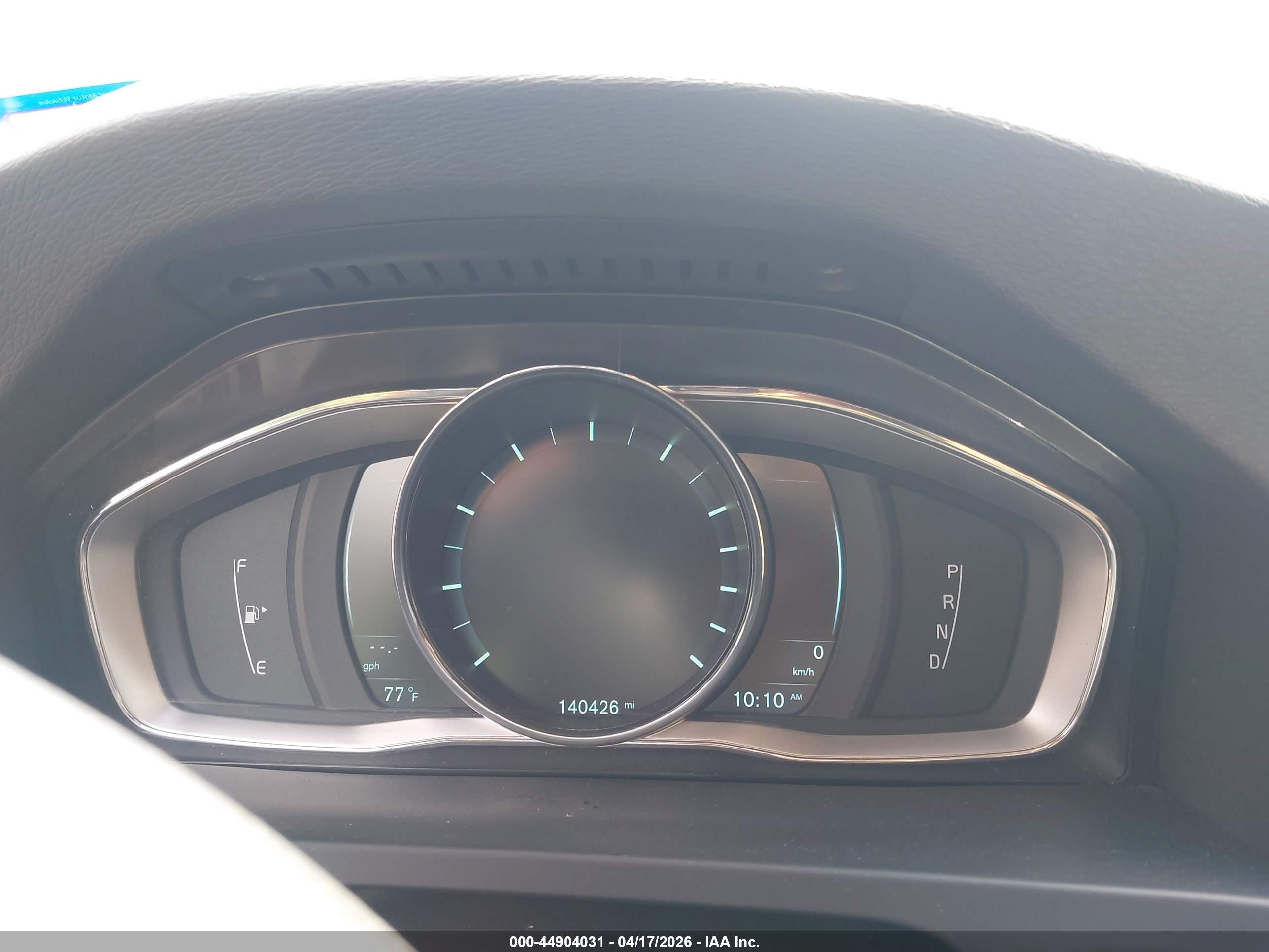 VOLVO S60 image 7