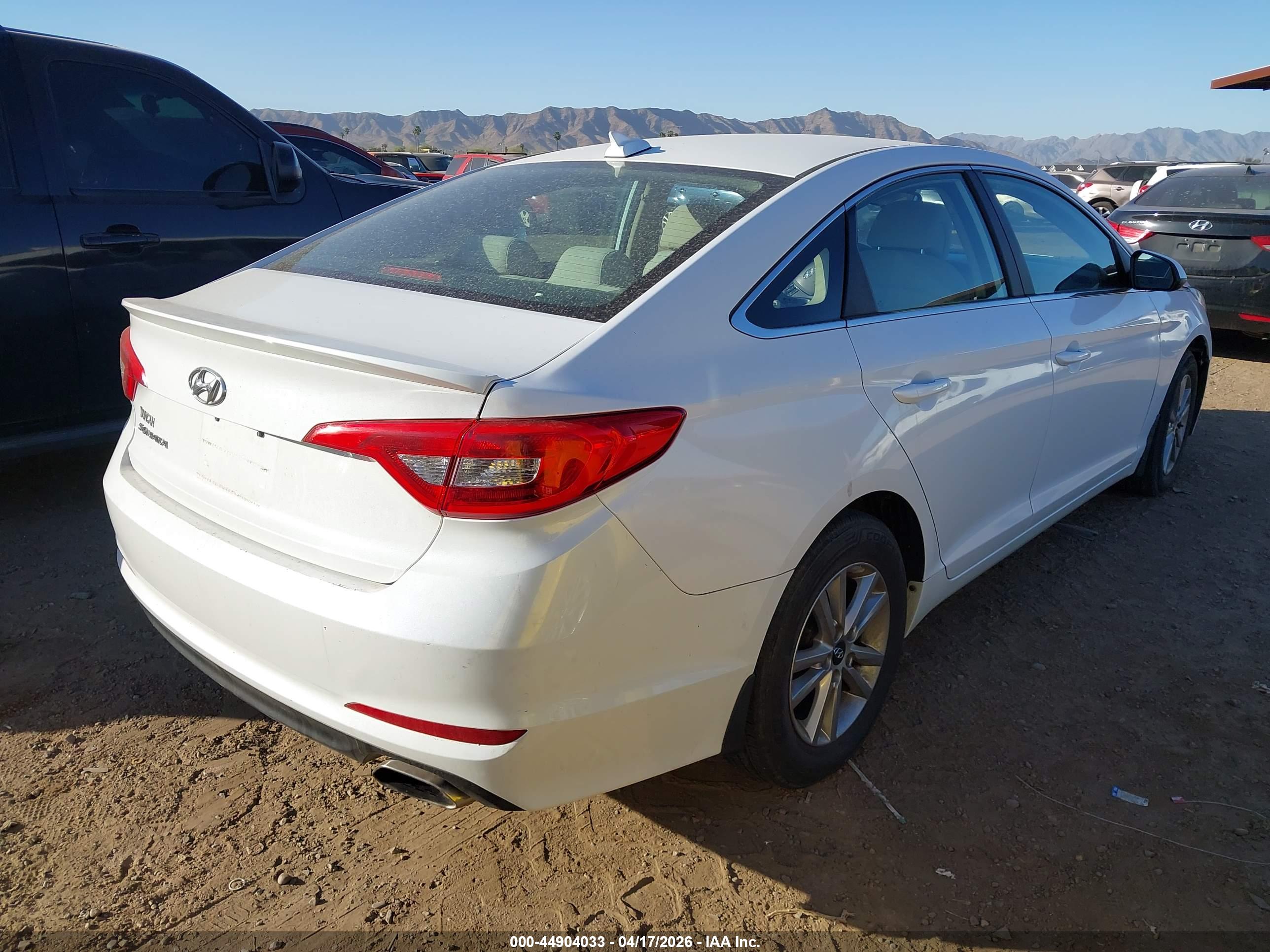 HYUNDAI SONATA image 4