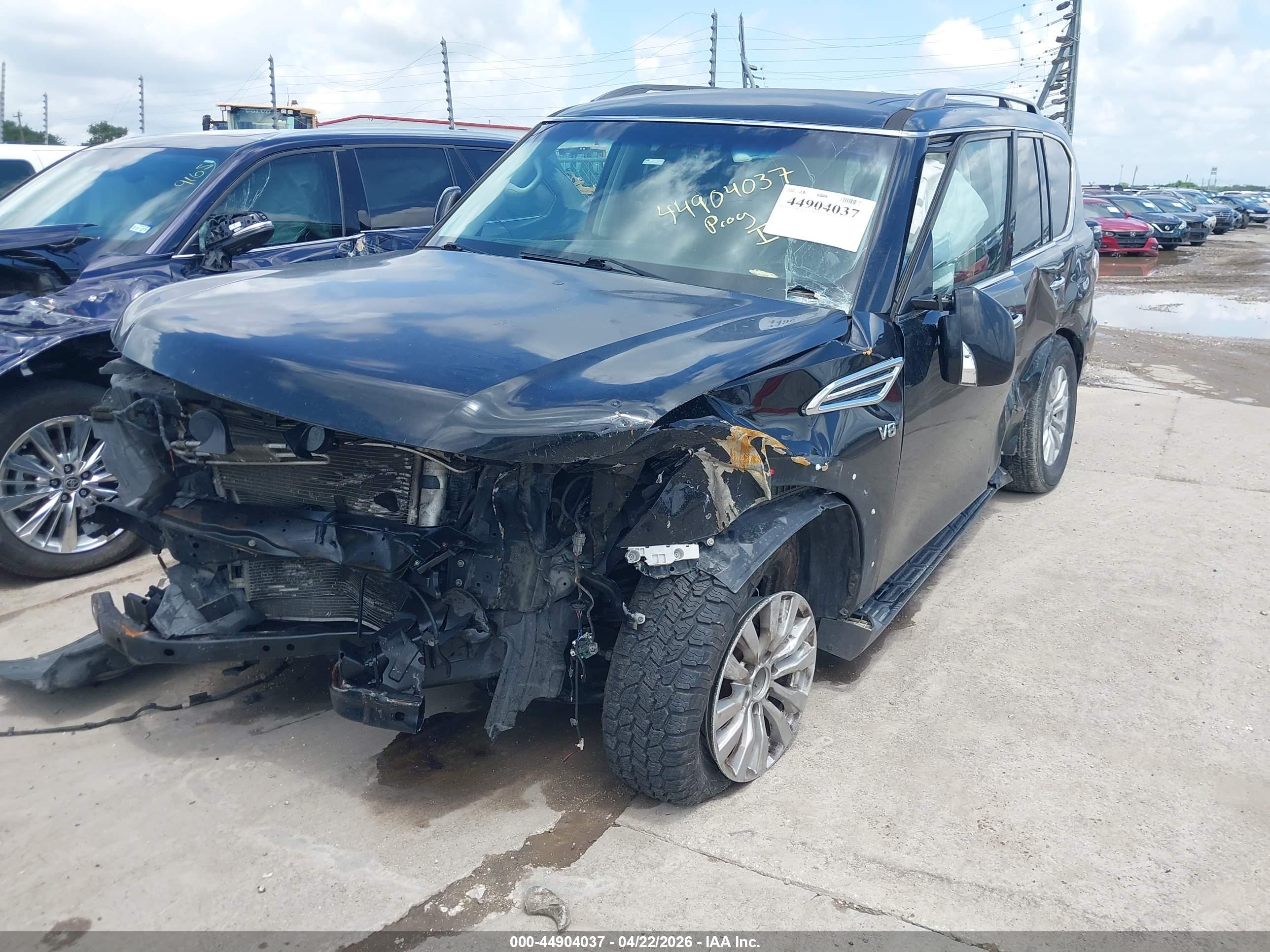 NISSAN ARMADA image 2