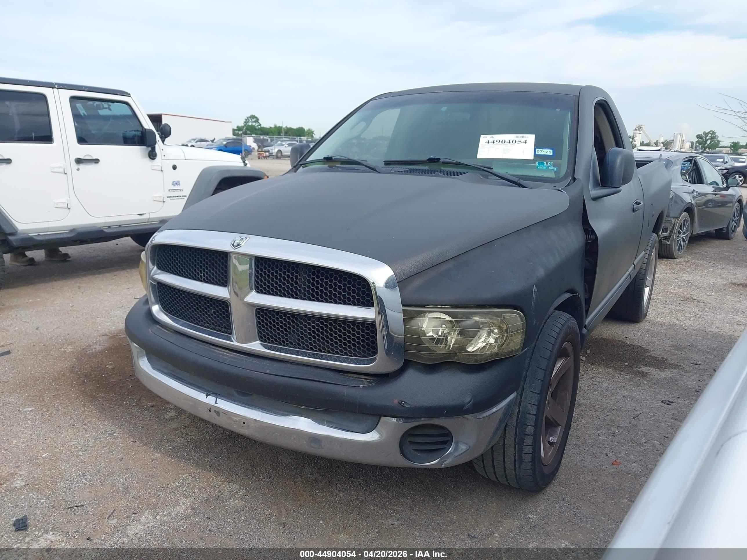 DODGE RAM image 2