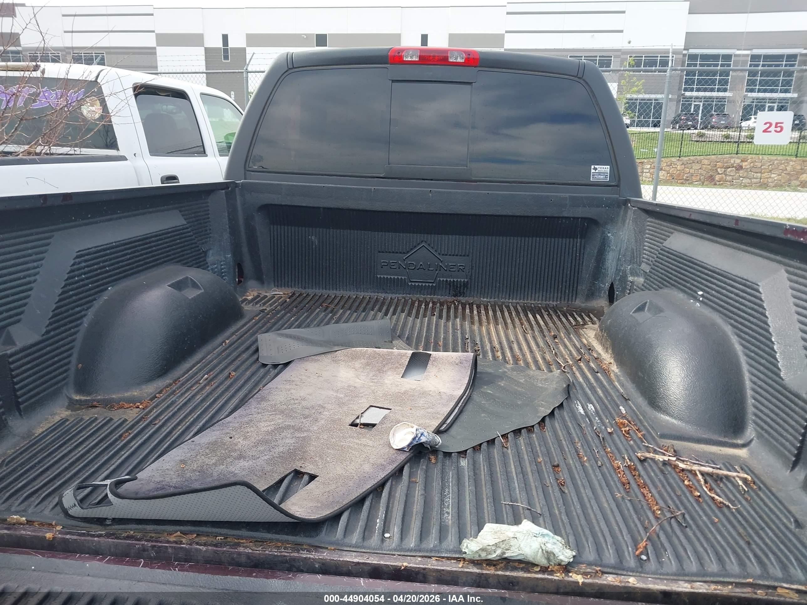 DODGE RAM image 8
