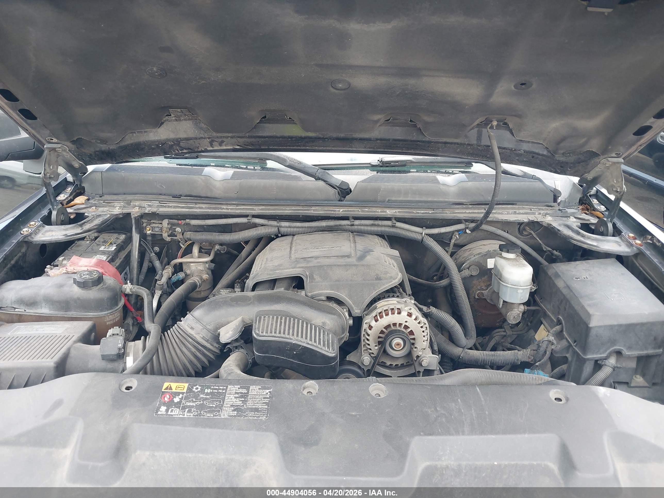 CHEVROLET SILVERADO image 10