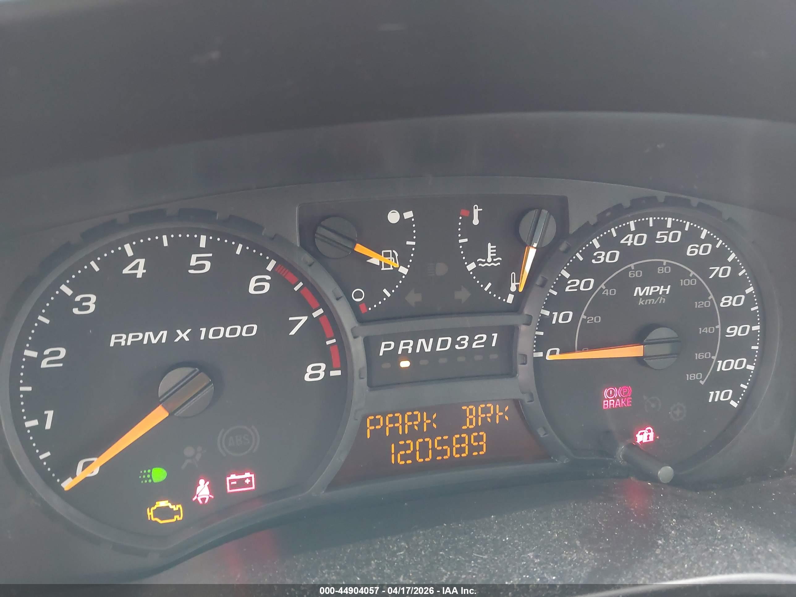 CHEVROLET COLORADO image 7