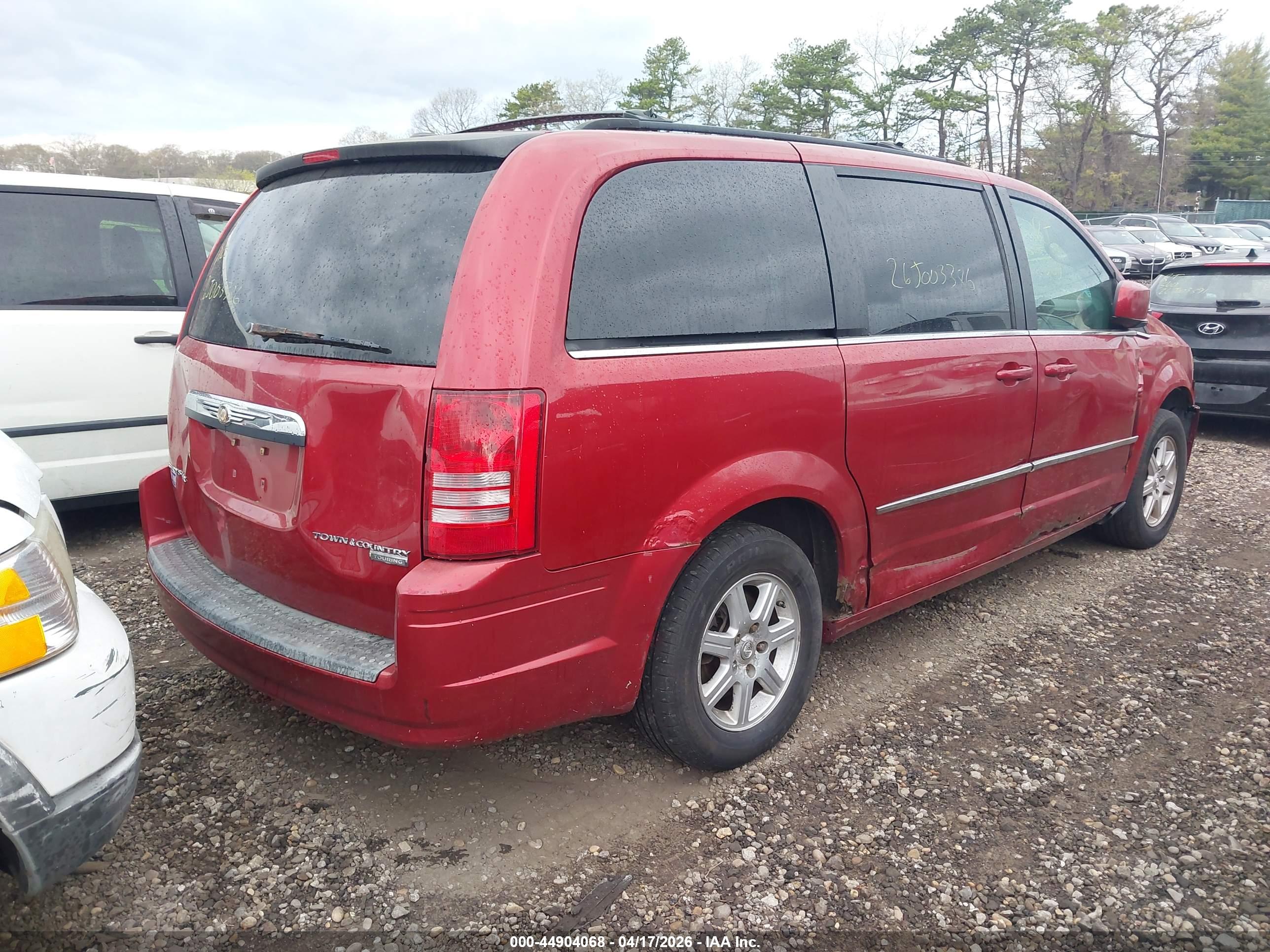 CHRYSLER TOWN image 4