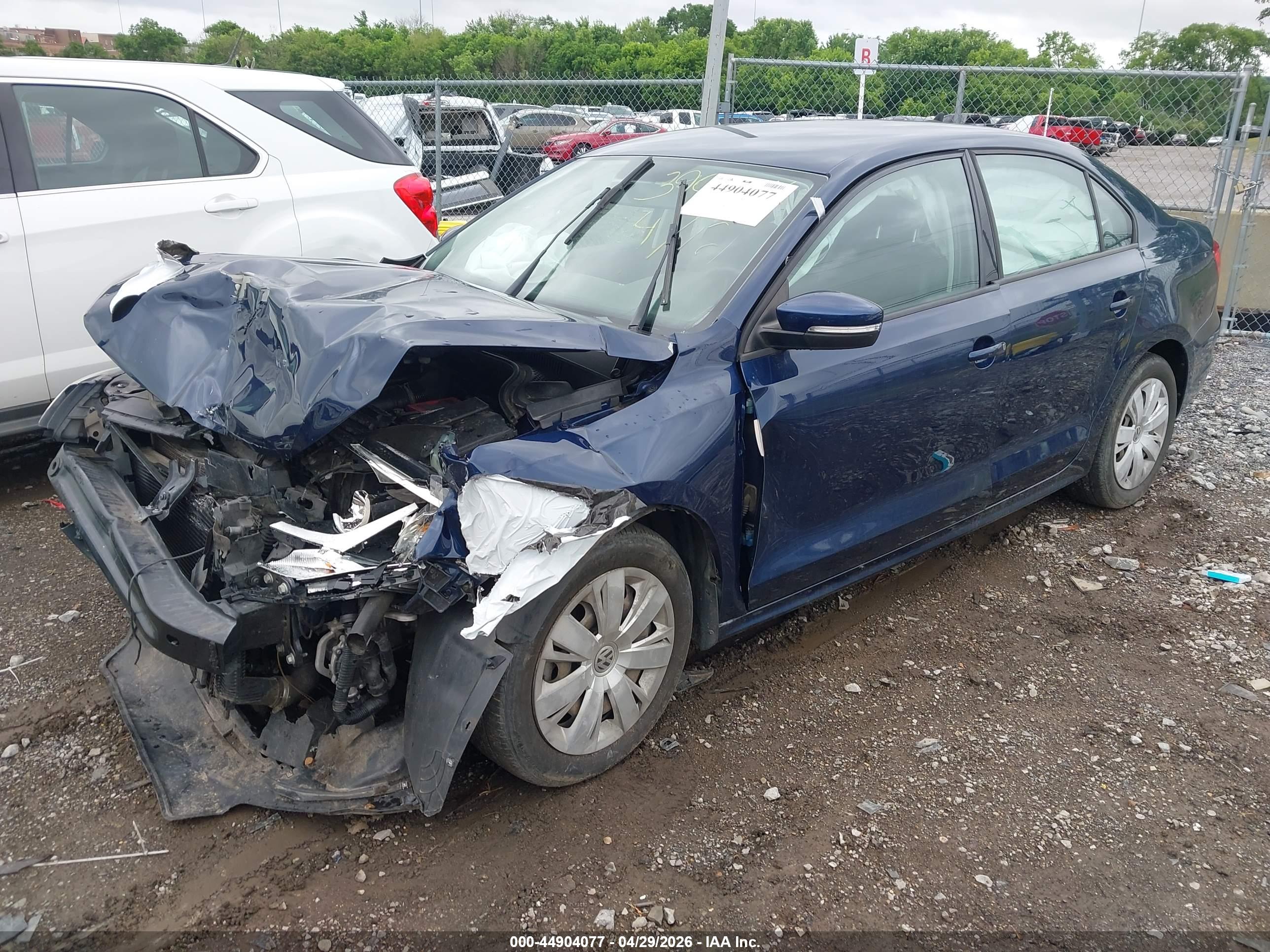 VOLKSWAGEN JETTA image 2