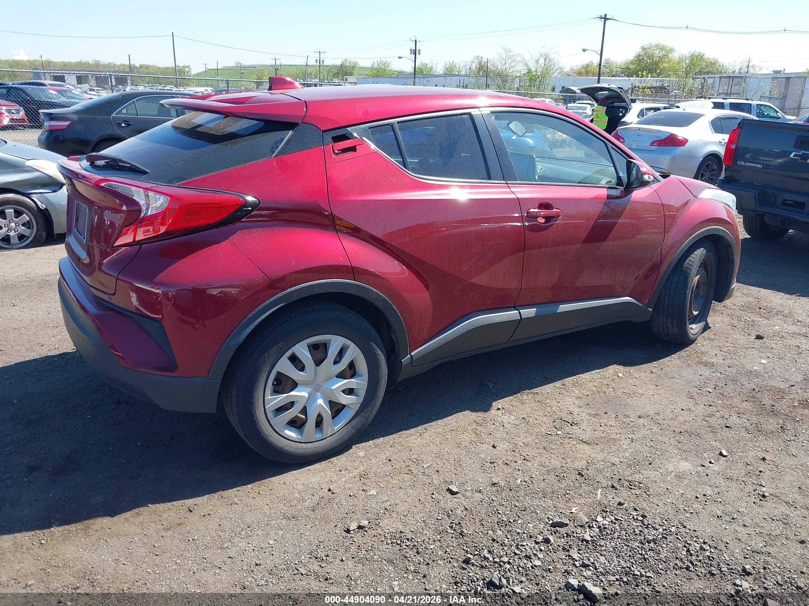 TOYOTA C-HR image 4