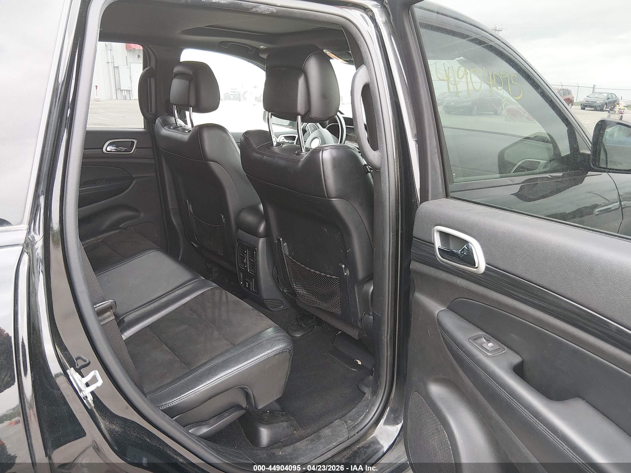 JEEP GRAND image 8