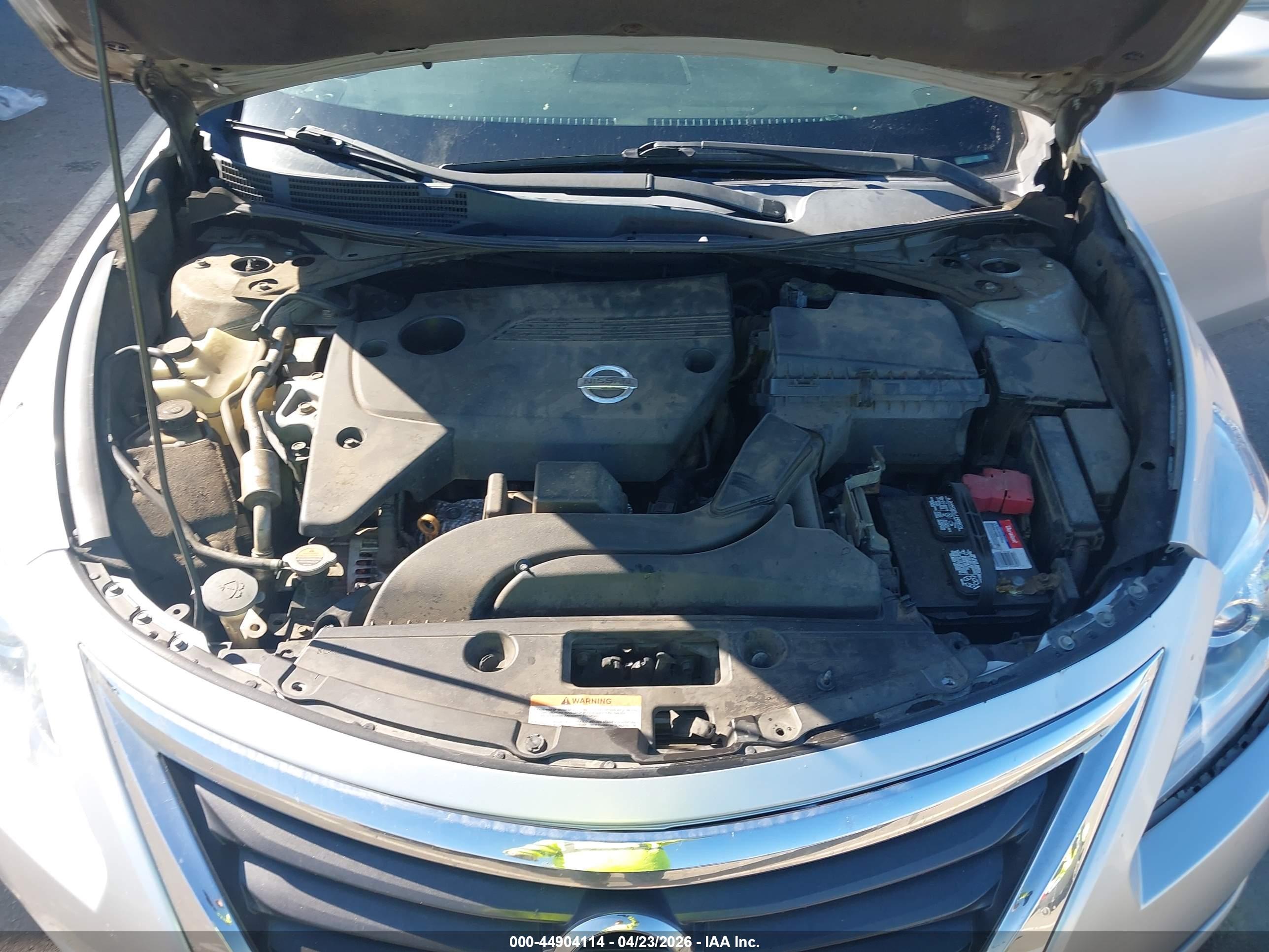 NISSAN ALTIMA image 10