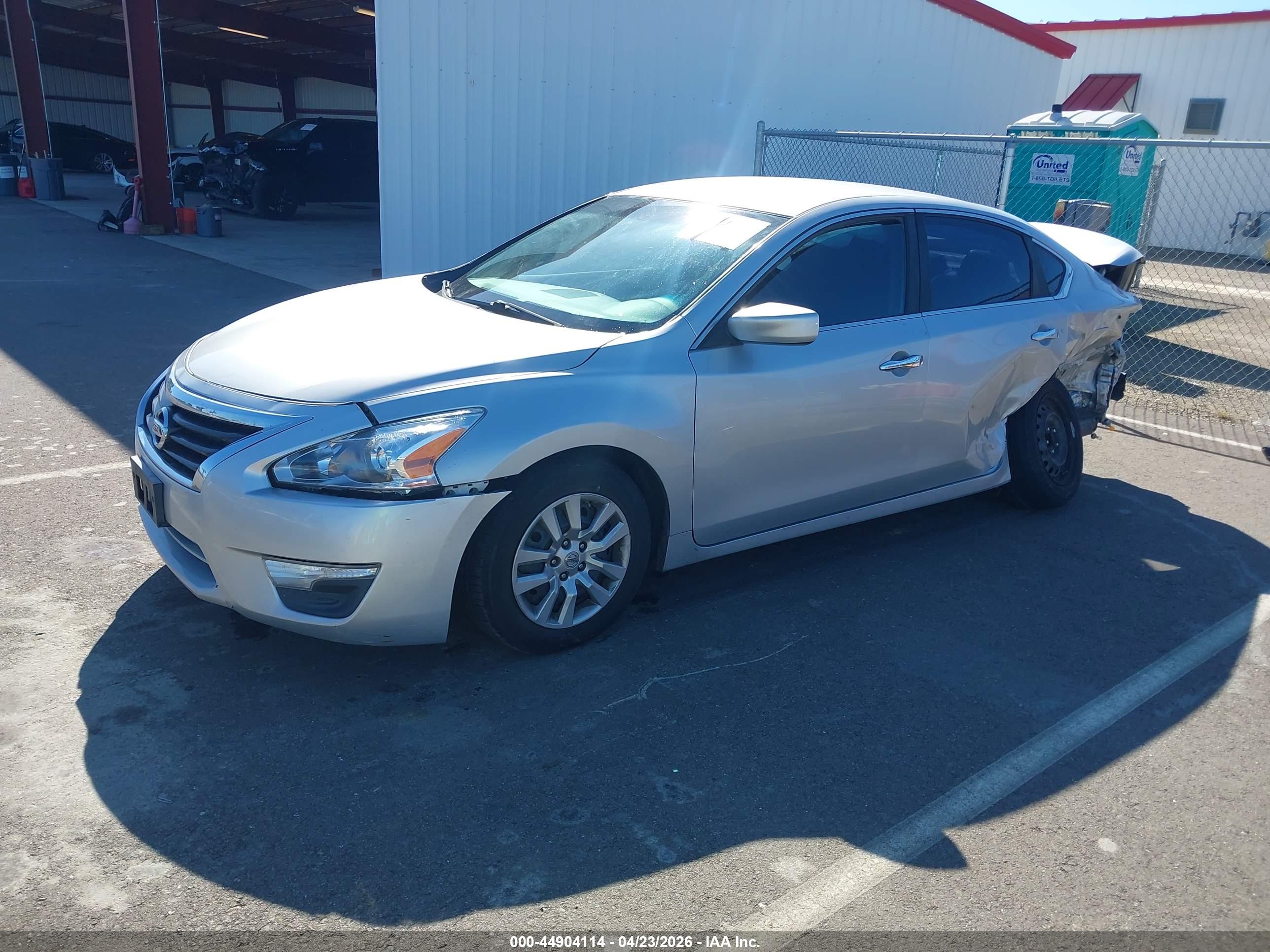 NISSAN ALTIMA image 2