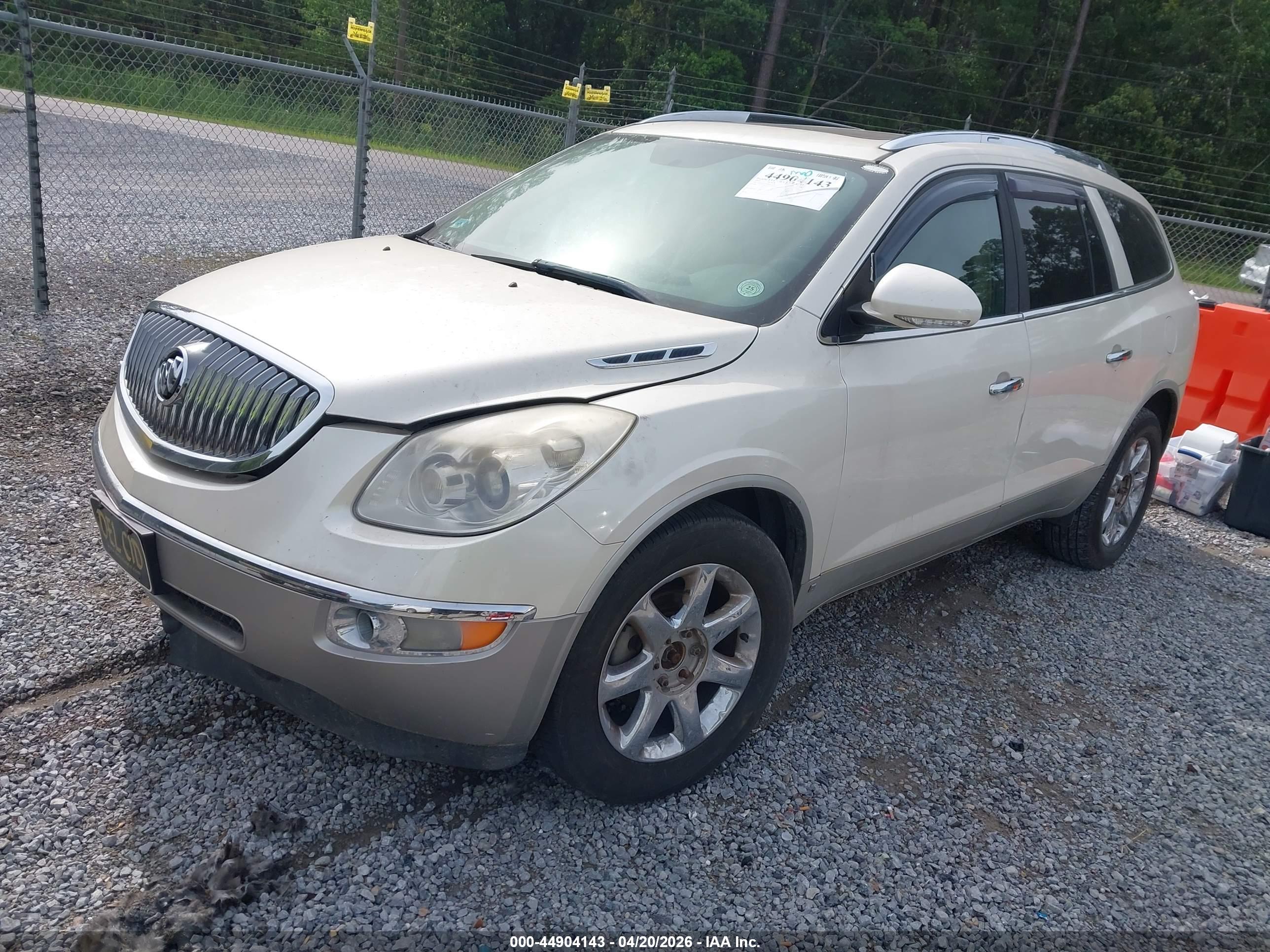 BUICK ENCLAVE image 2