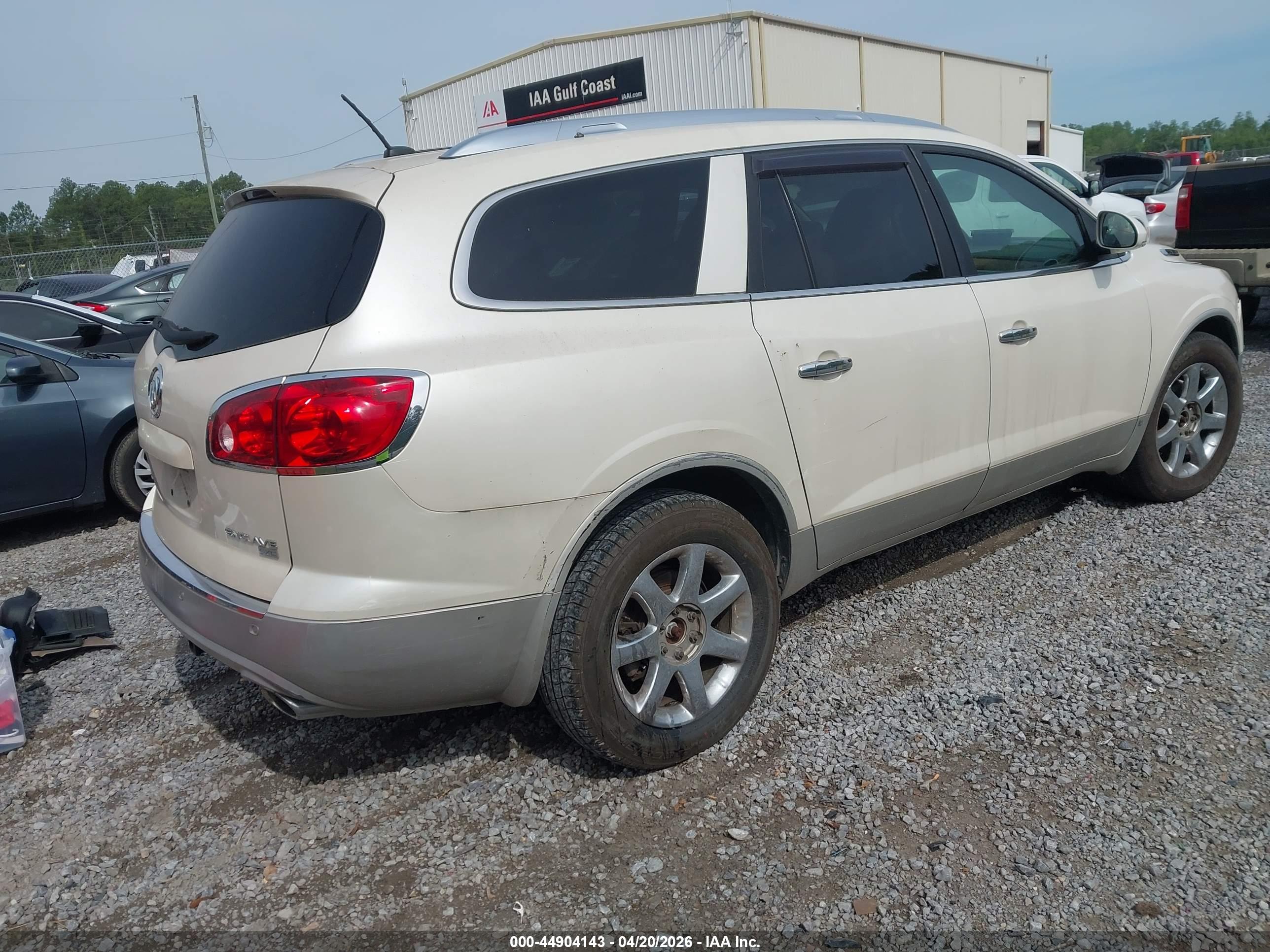 BUICK ENCLAVE image 4