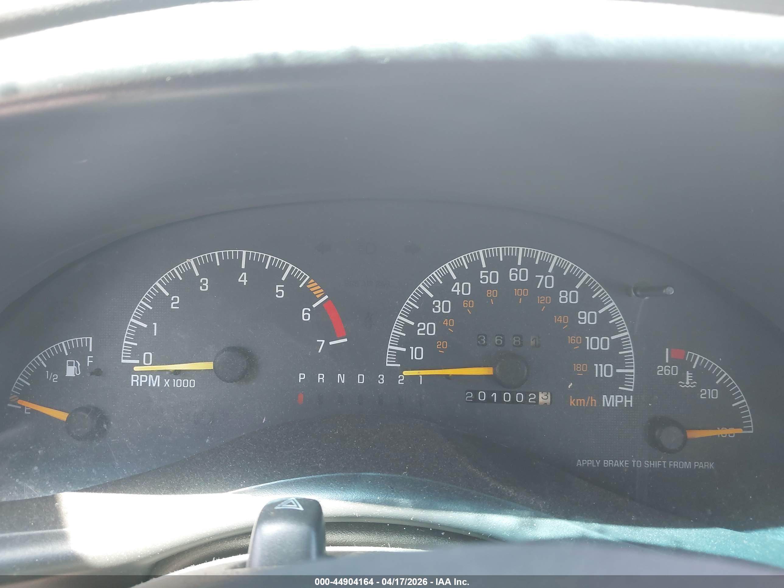 PONTIAC GRAND image 7