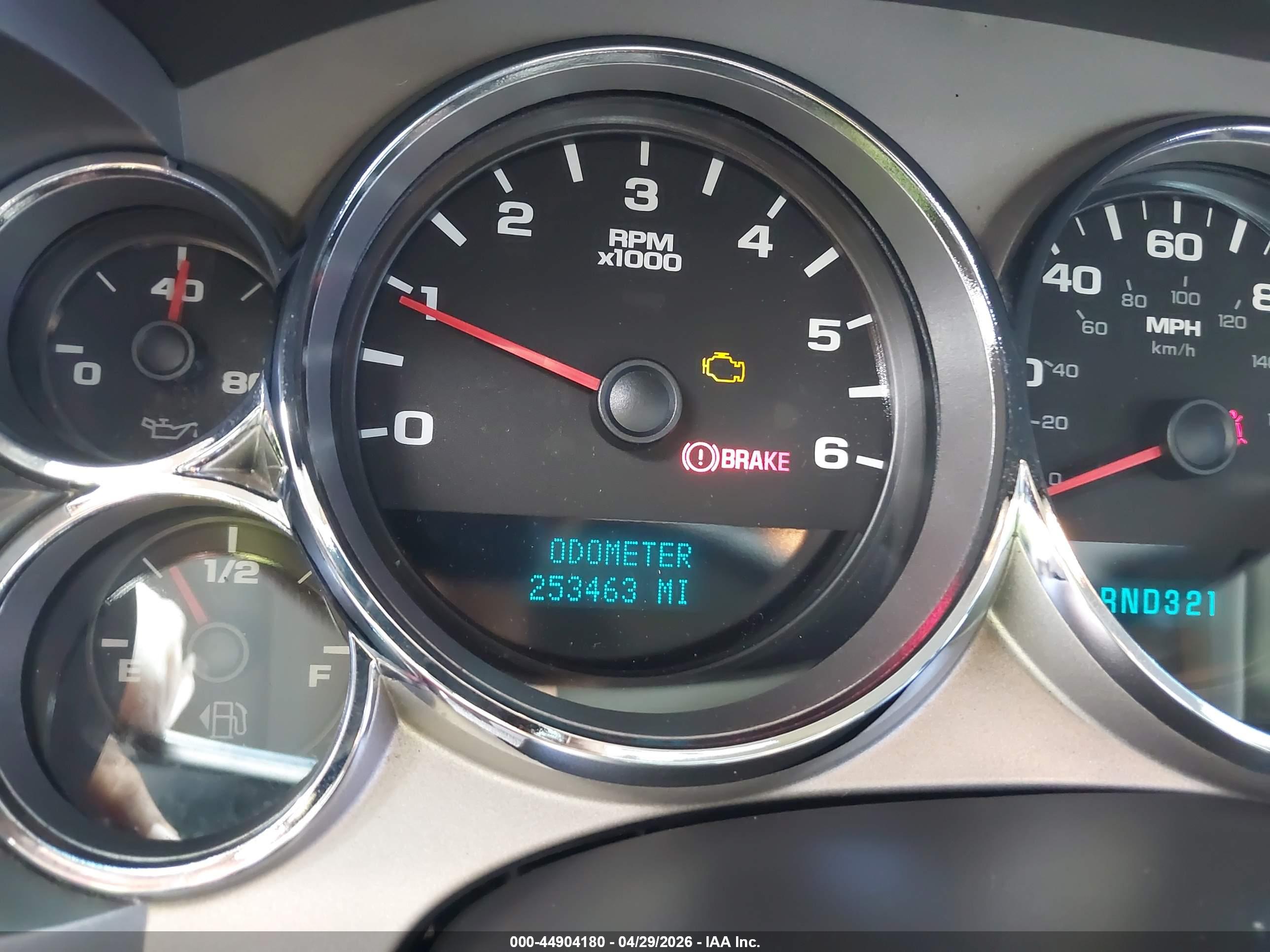 GMC SIERRA image 7