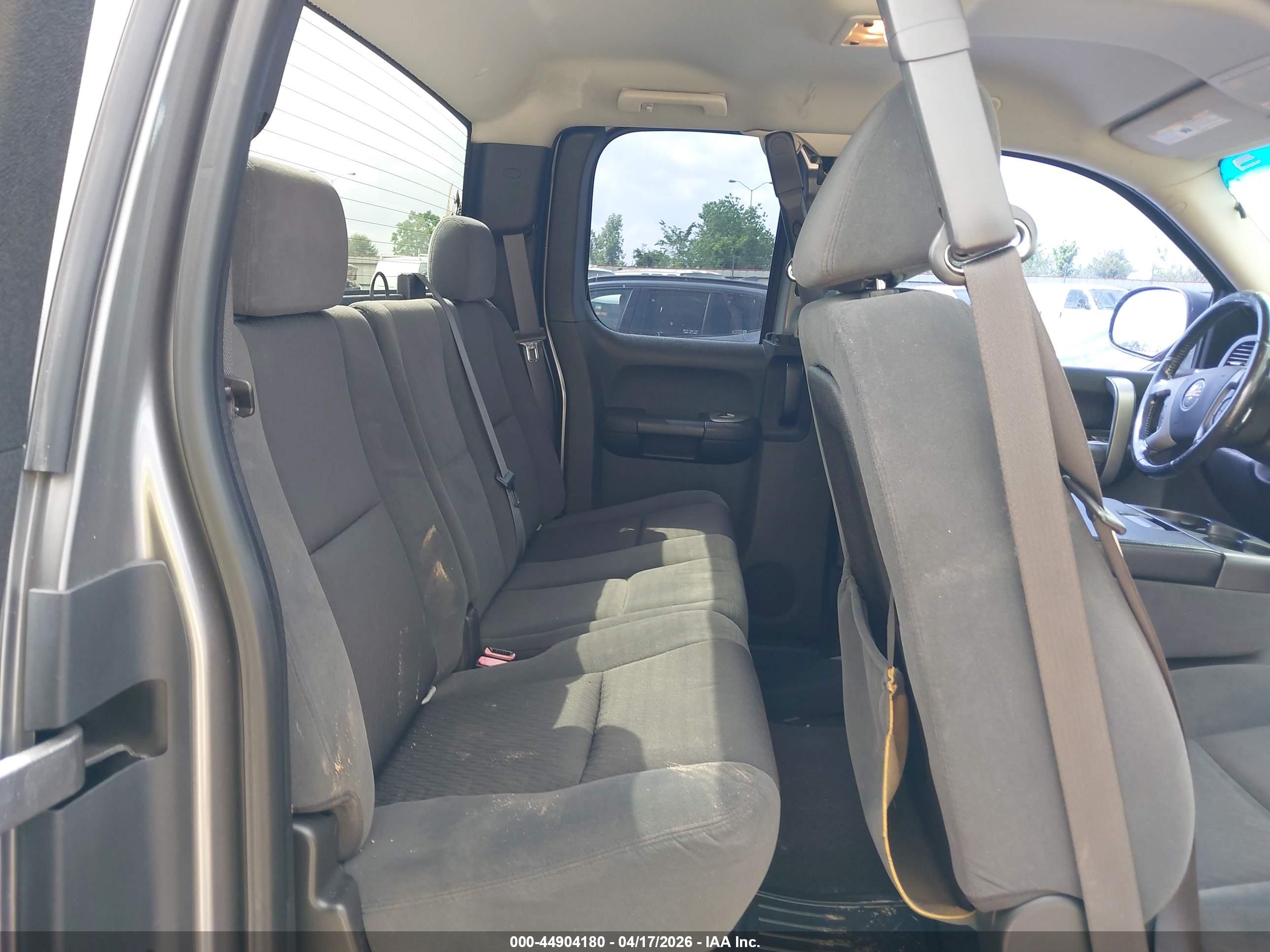 GMC SIERRA image 8