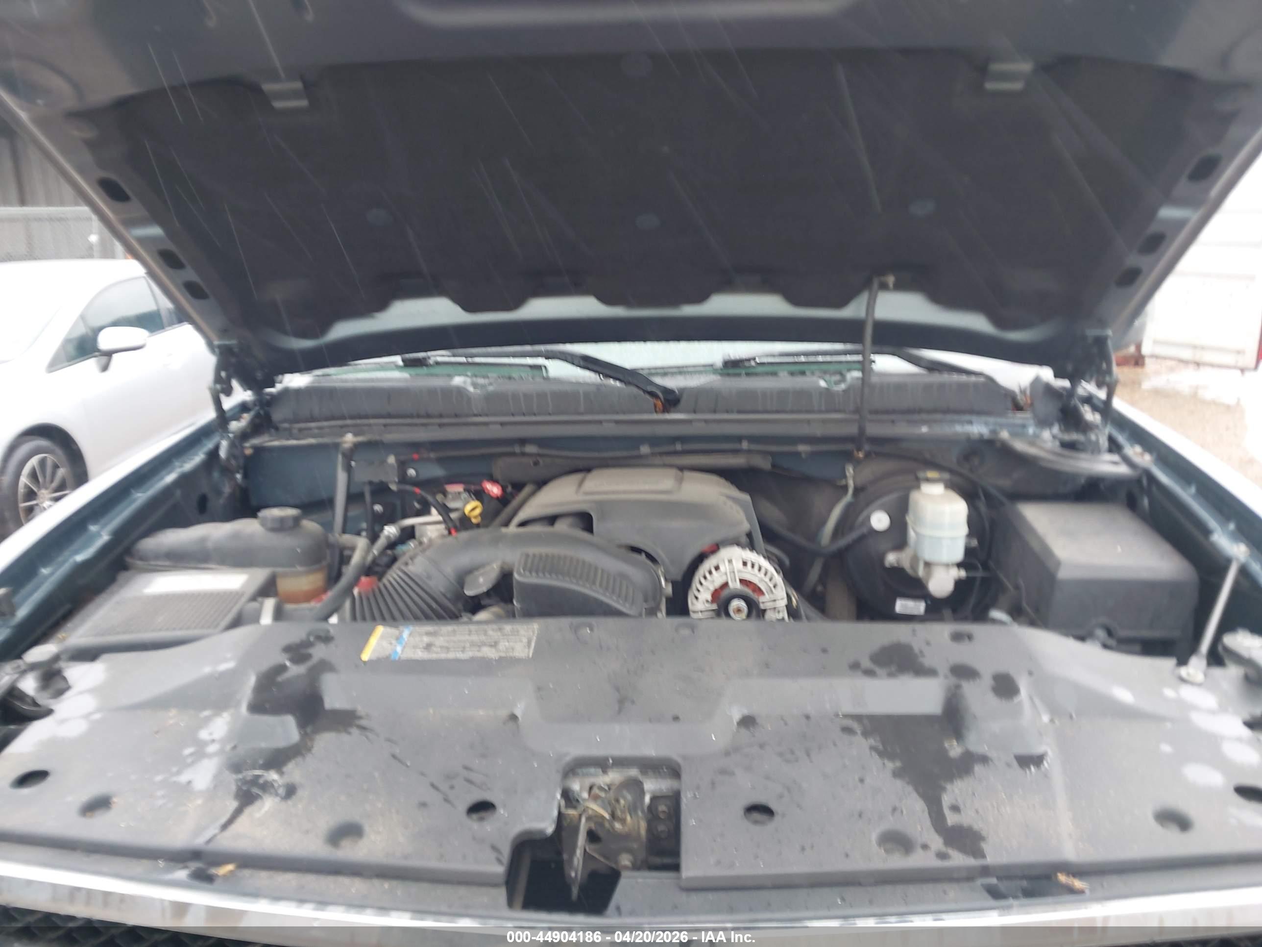 CHEVROLET SILVERADO image 10