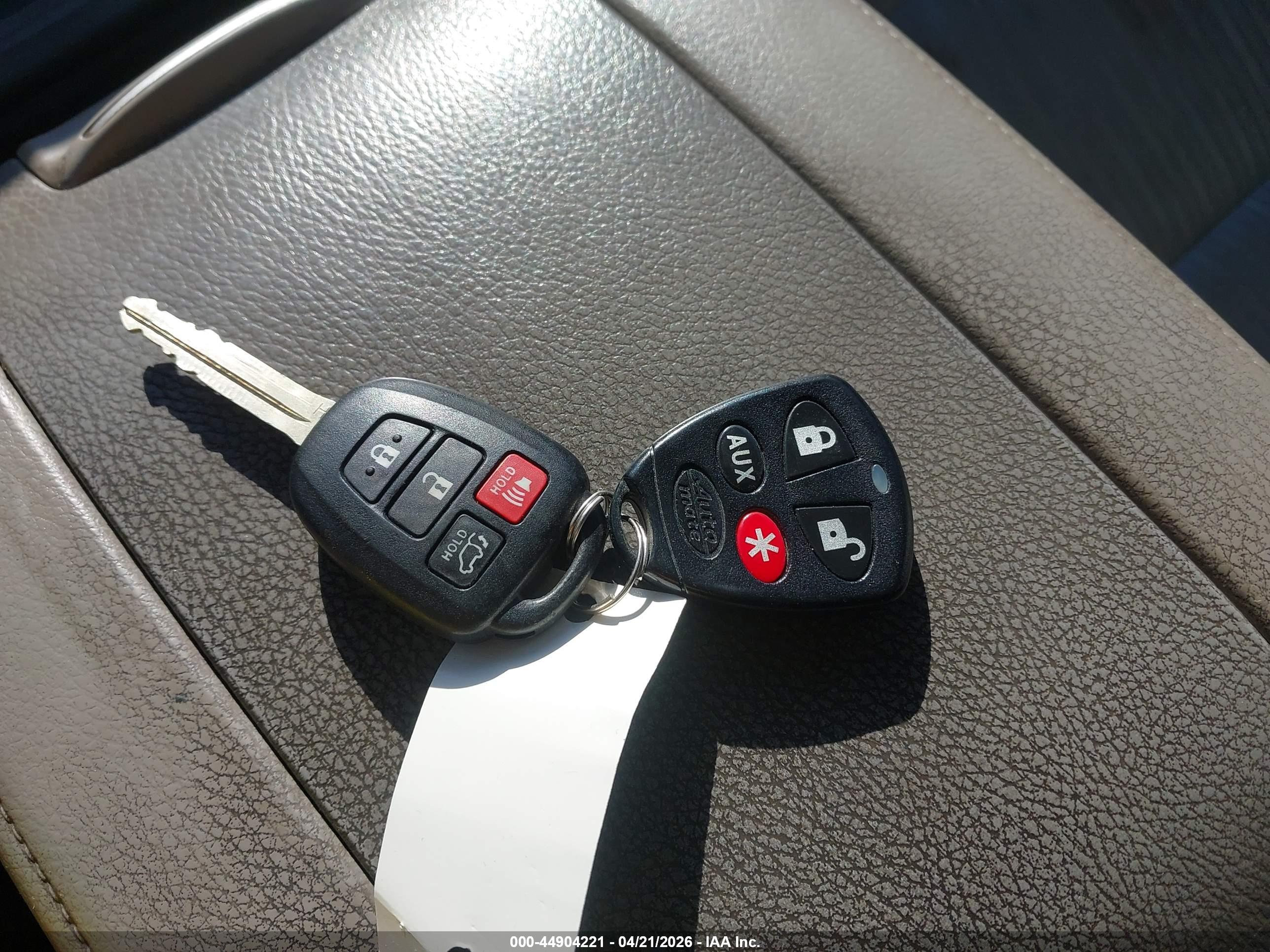 TOYOTA HIGHLANDER image 11