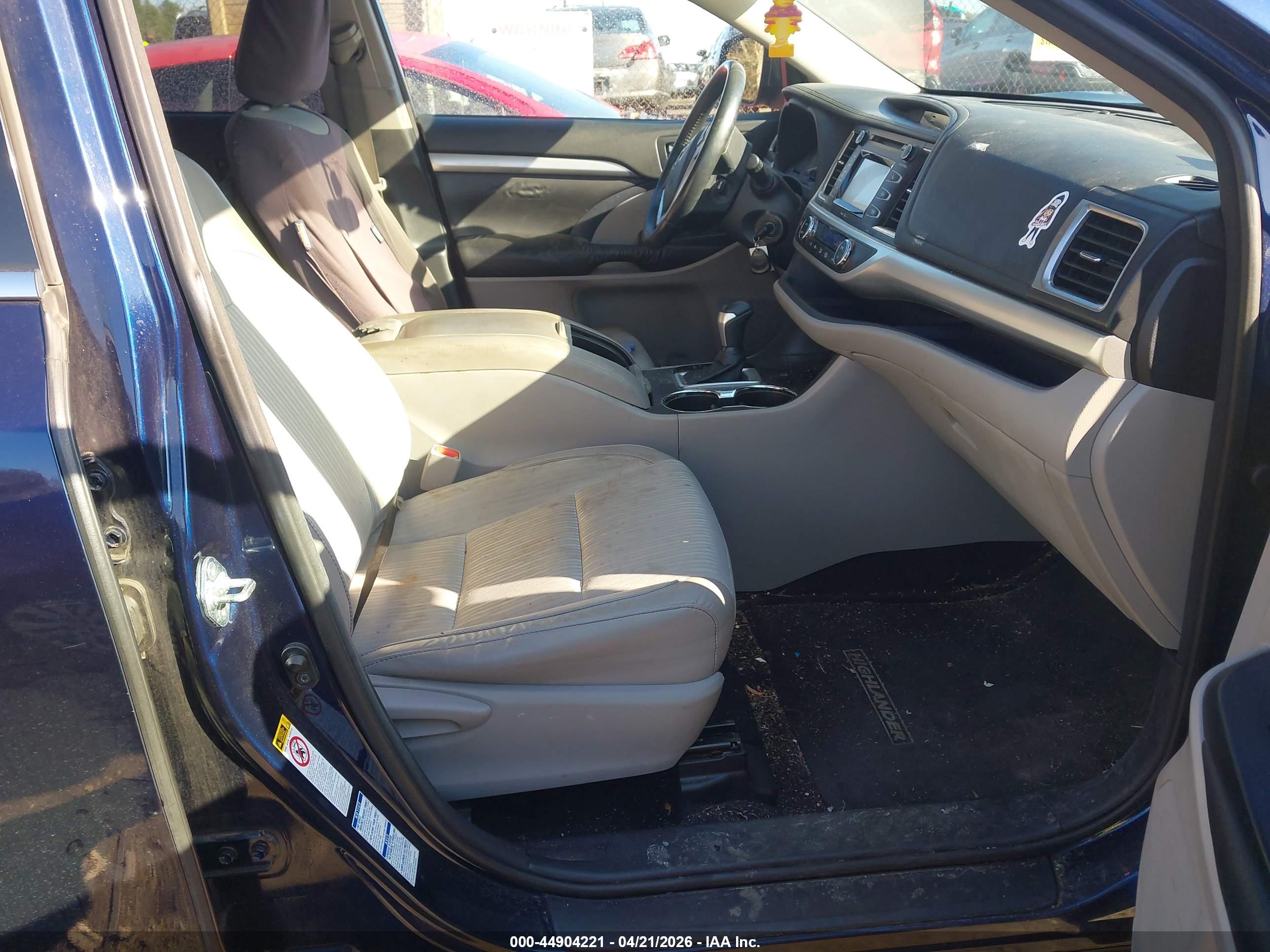 TOYOTA HIGHLANDER image 5