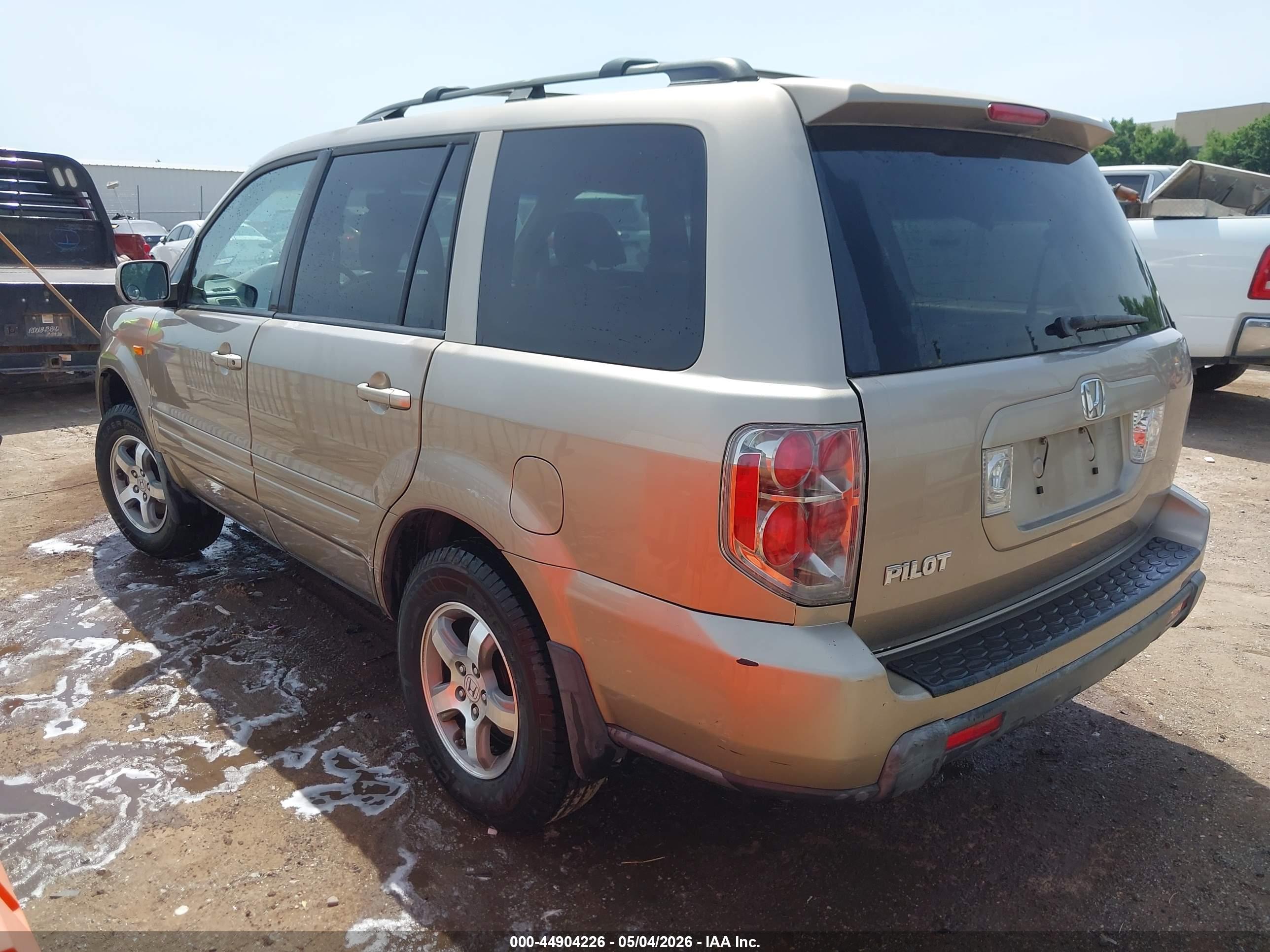 HONDA PILOT image 3