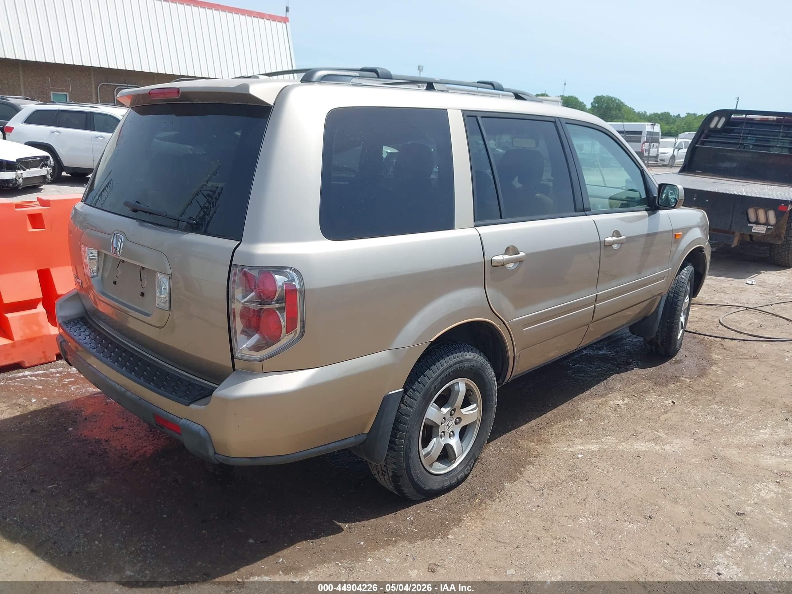 HONDA PILOT image 4