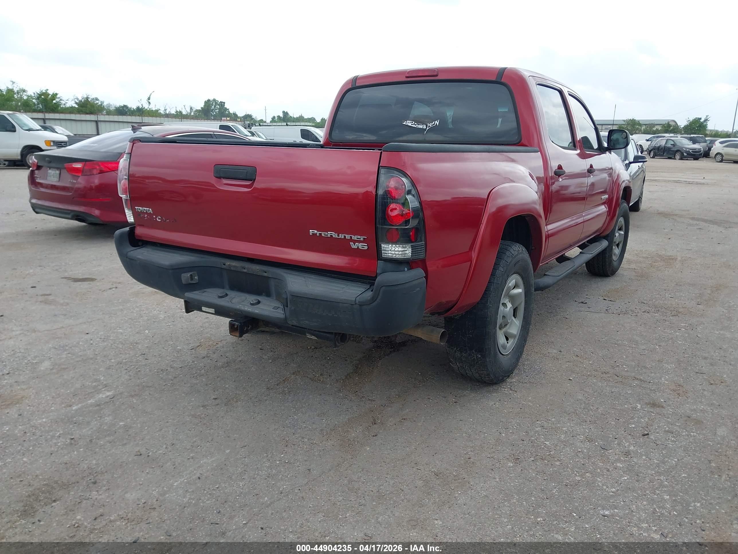 TOYOTA TACOMA image 4