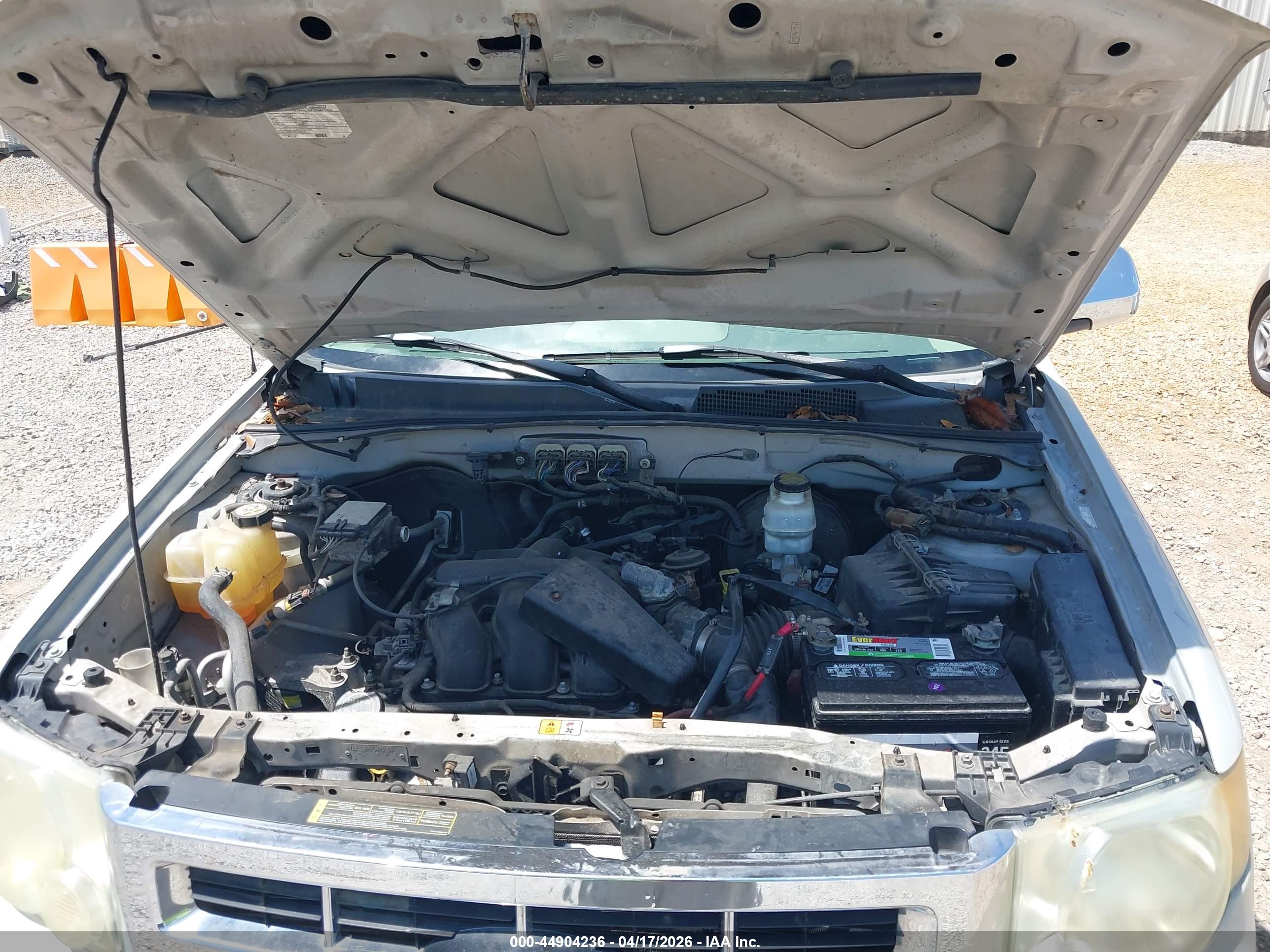 FORD ESCAPE image 10