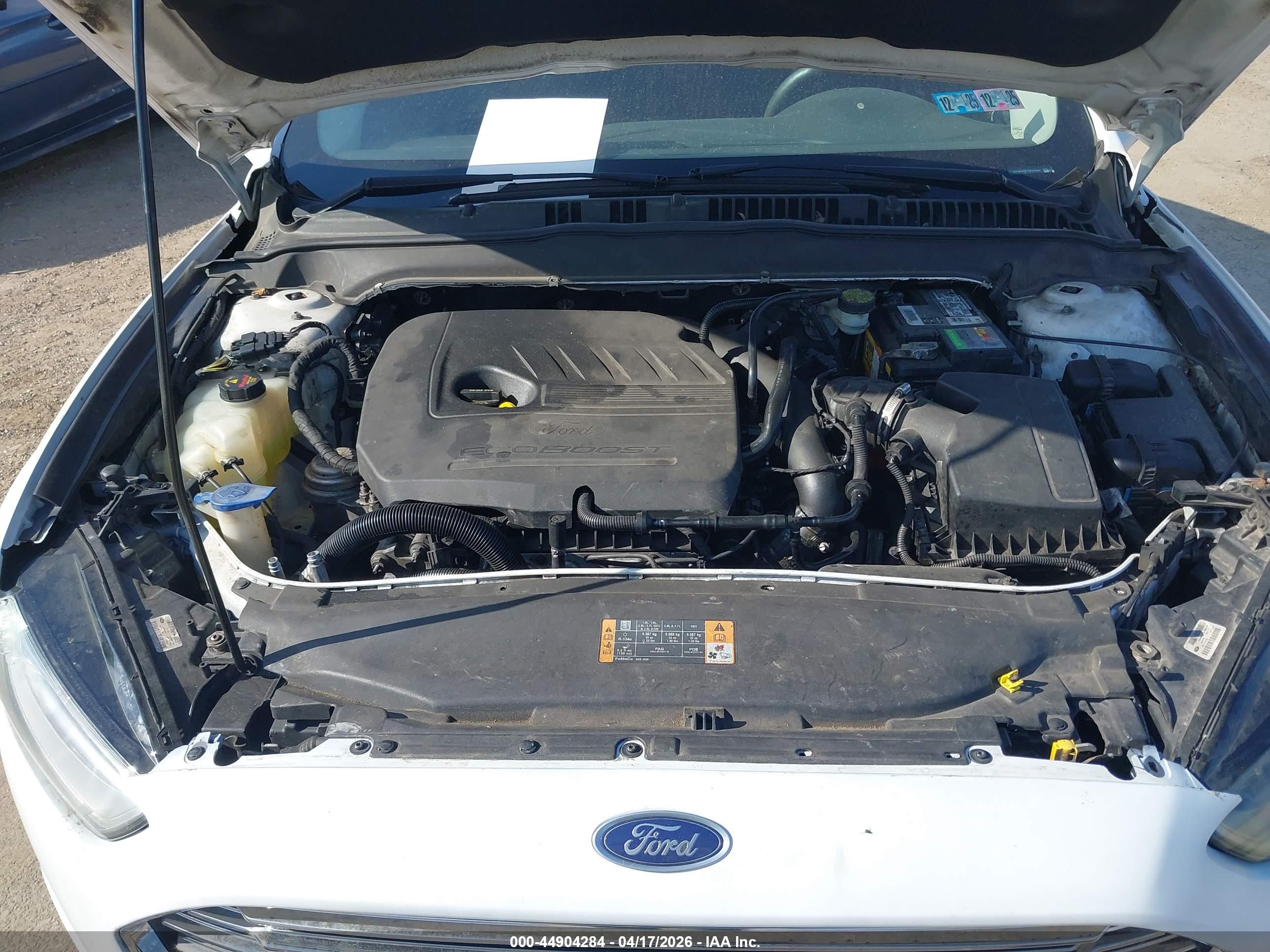 FORD FUSION image 10