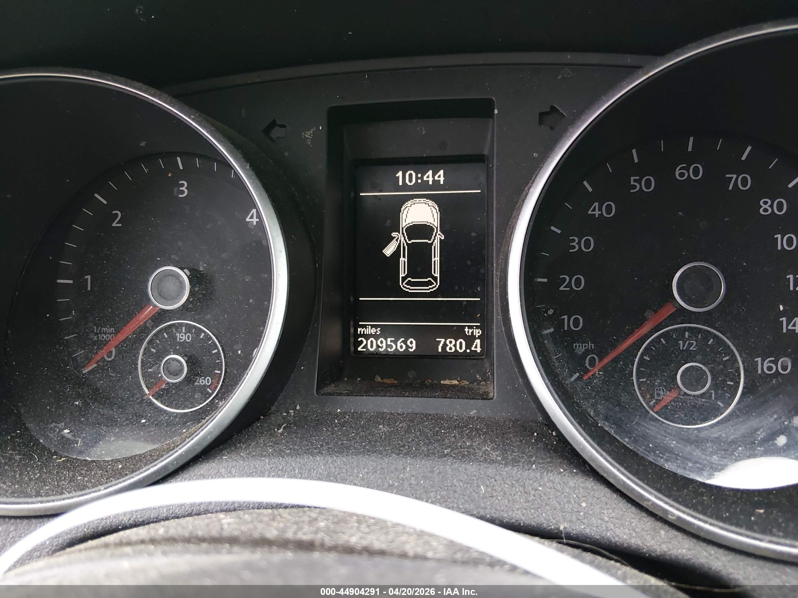 VOLKSWAGEN GOLF image 7